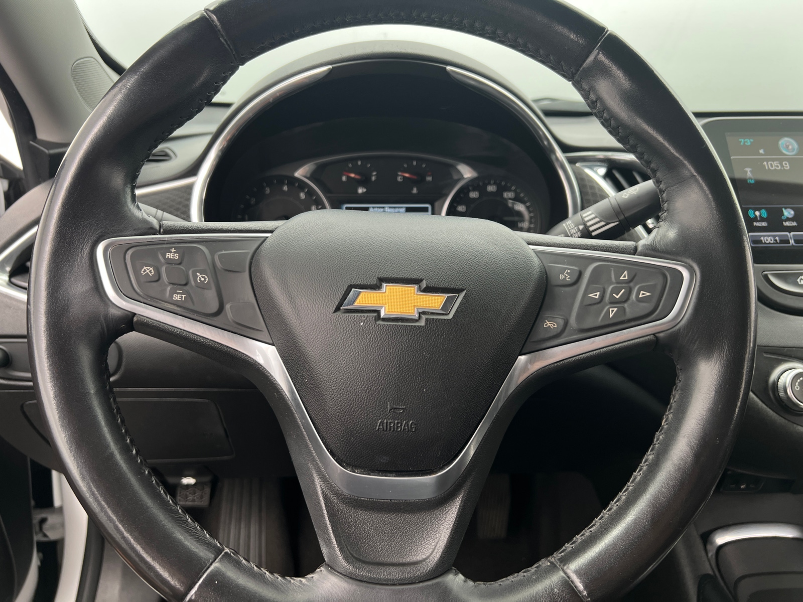 Thumbnail: 2018 Chevrolet Malibu - 5