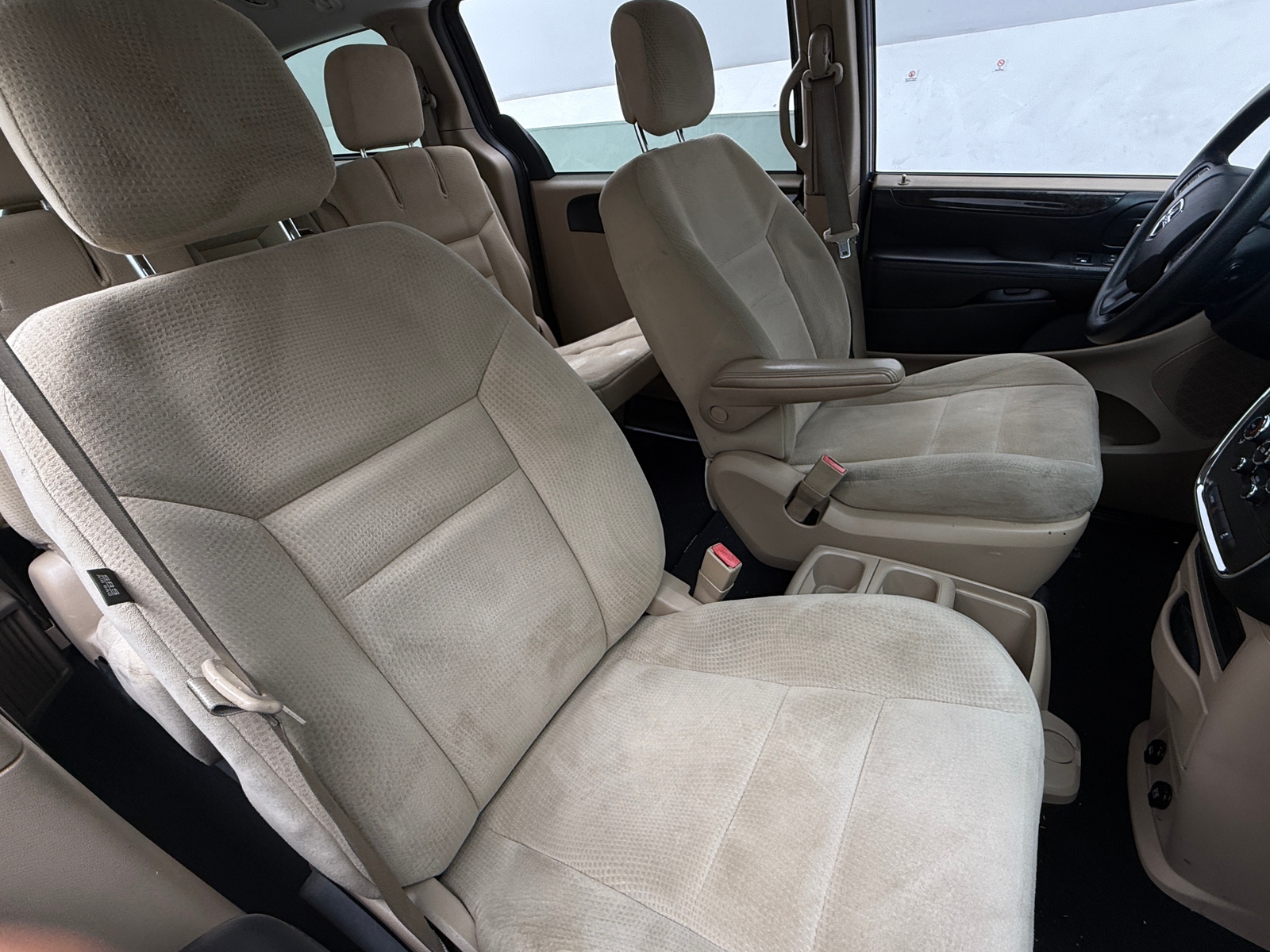 Thumbnail: 2014 Dodge Grand Caravan - 2