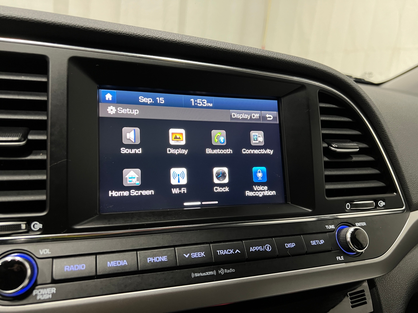 Thumbnail: 2017 Hyundai Elantra - 4