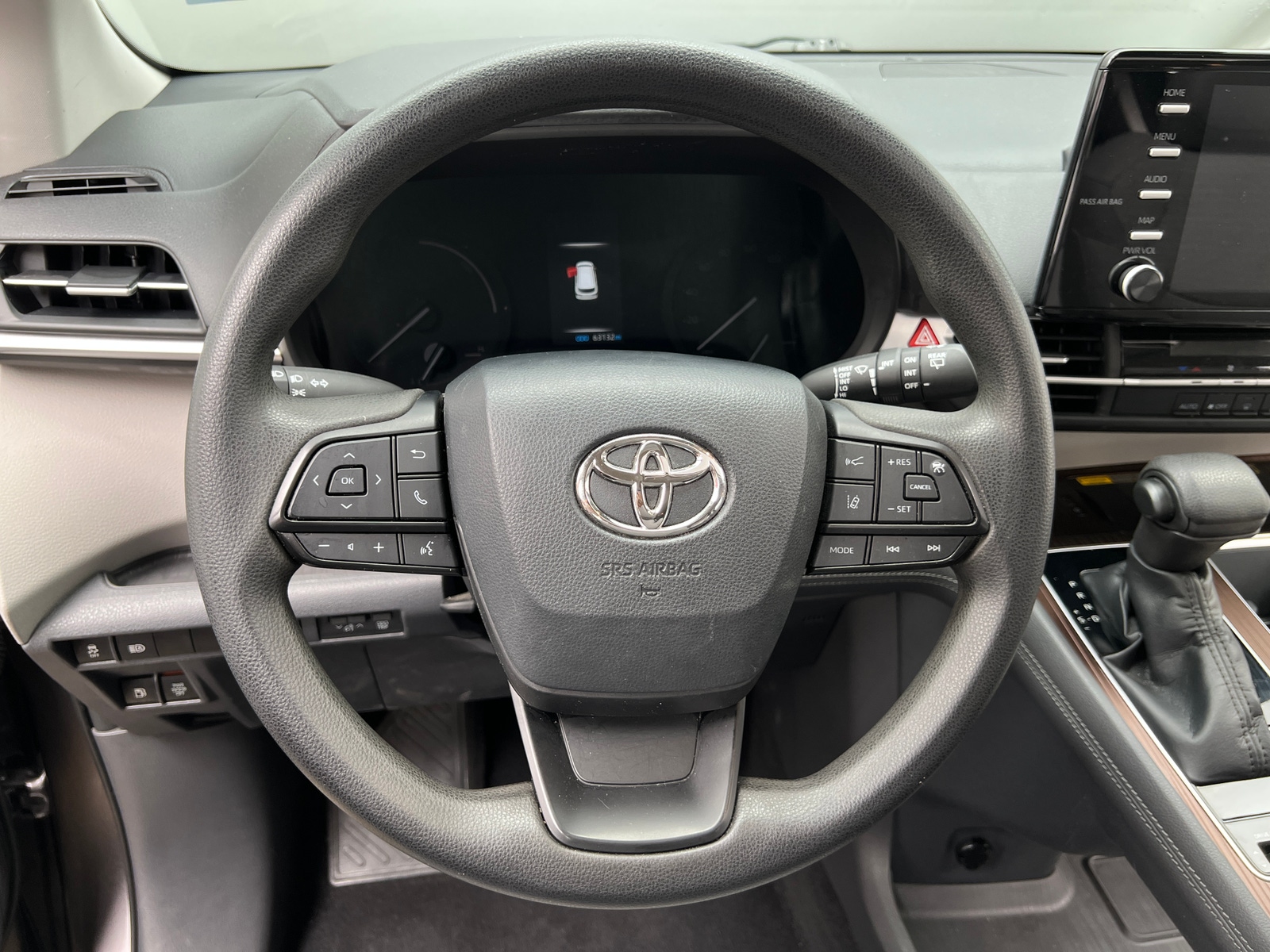 Thumbnail: 2022 Toyota Sienna - 5