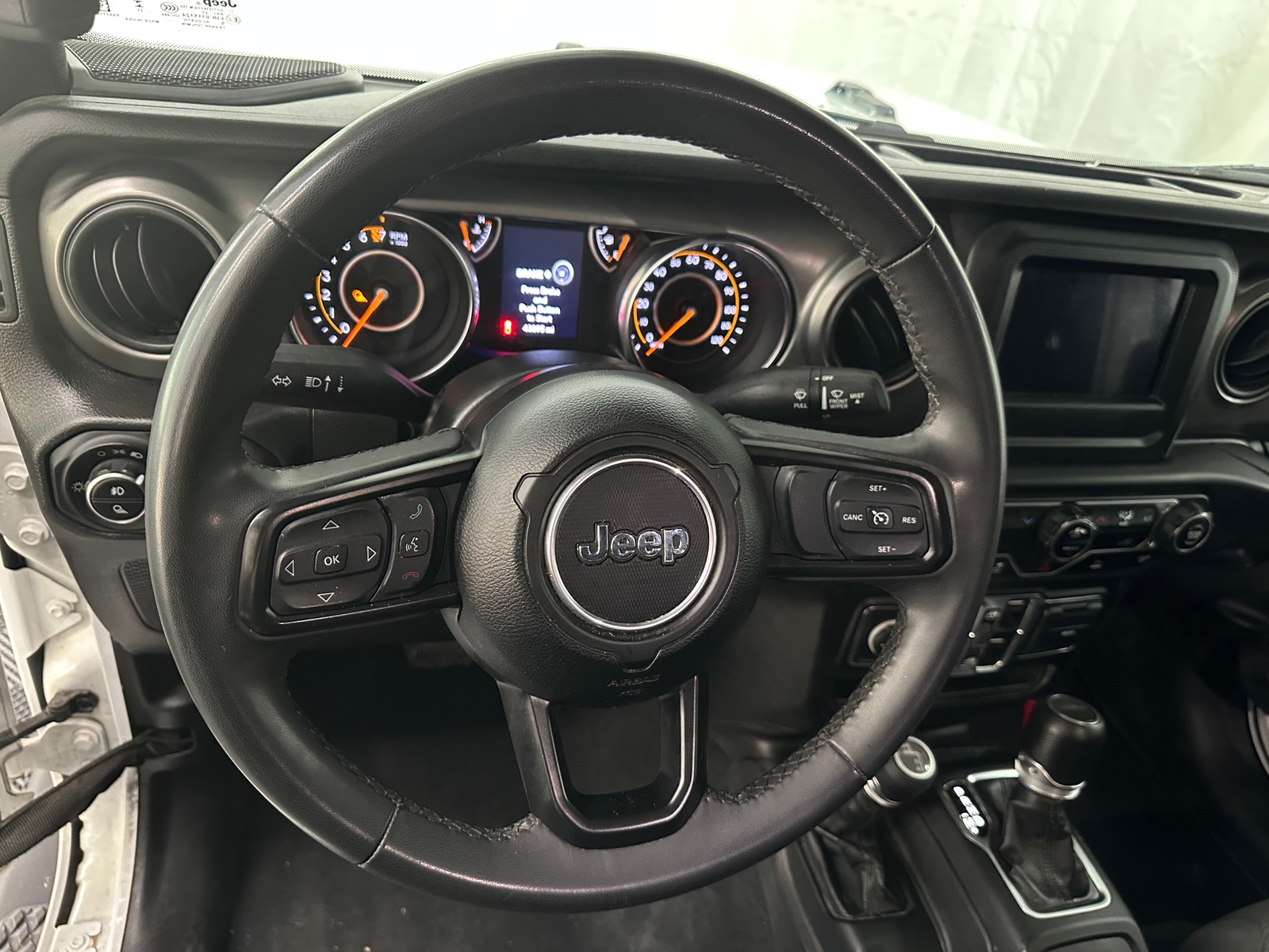 Thumbnail: 2023 Jeep Gladiator - 5