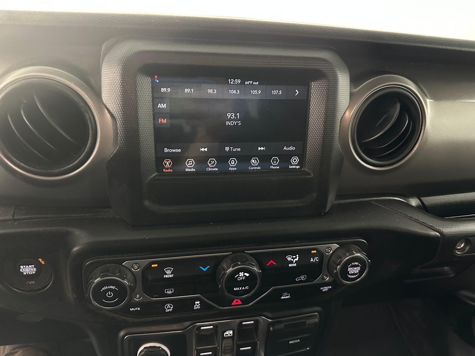 Thumbnail: 2023 Jeep Gladiator - 4