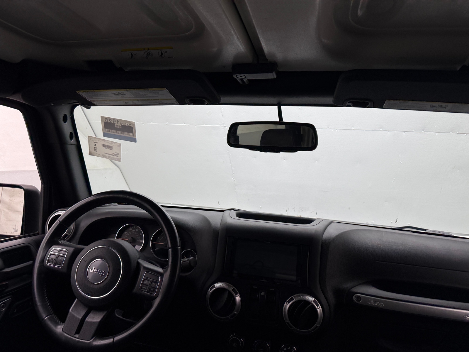 Thumbnail: 2017 Jeep Wrangler - 3