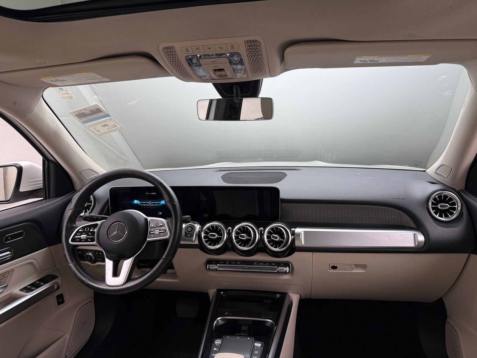 Thumbnail: 2021 Mercedes-Benz GLB - 2