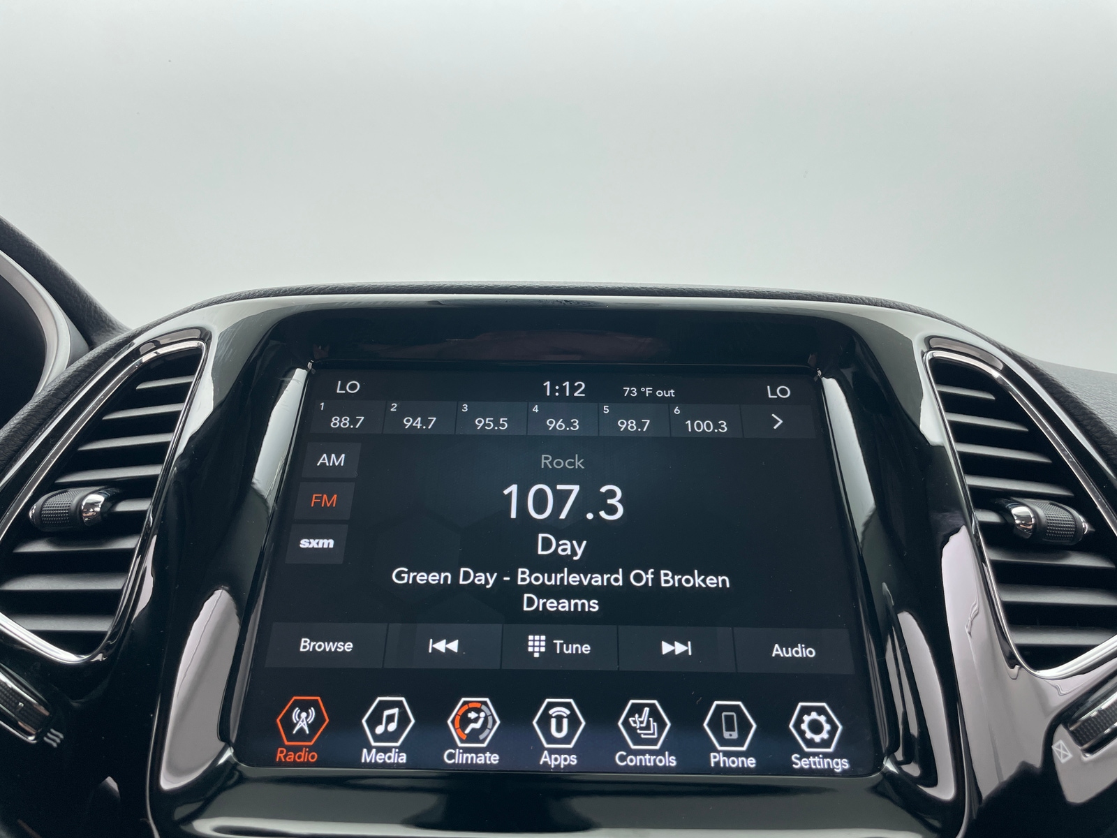 Thumbnail: 2020 Jeep Compass - 3