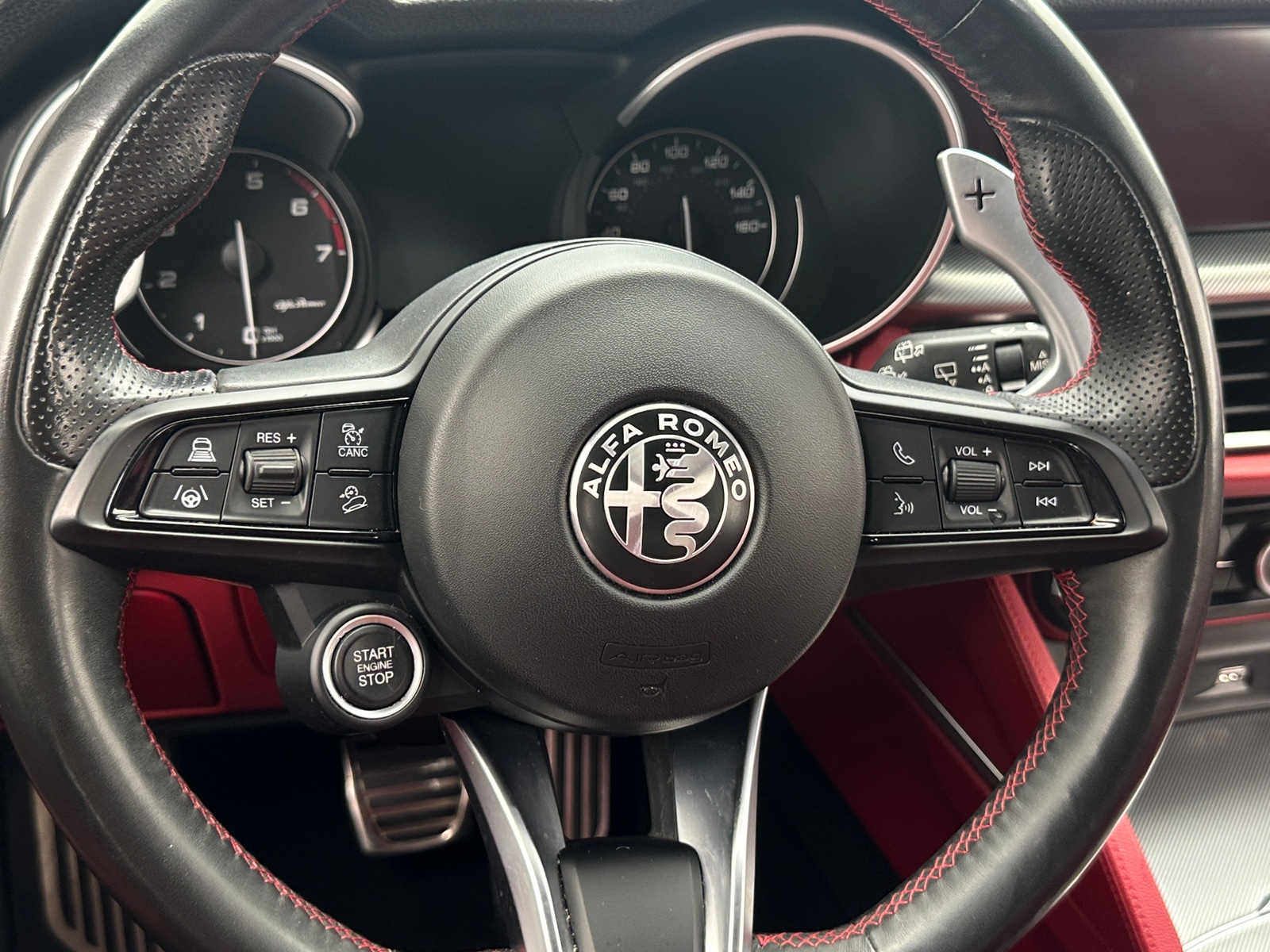 Thumbnail: 2021 Alfa Romeo Stelvio - 4