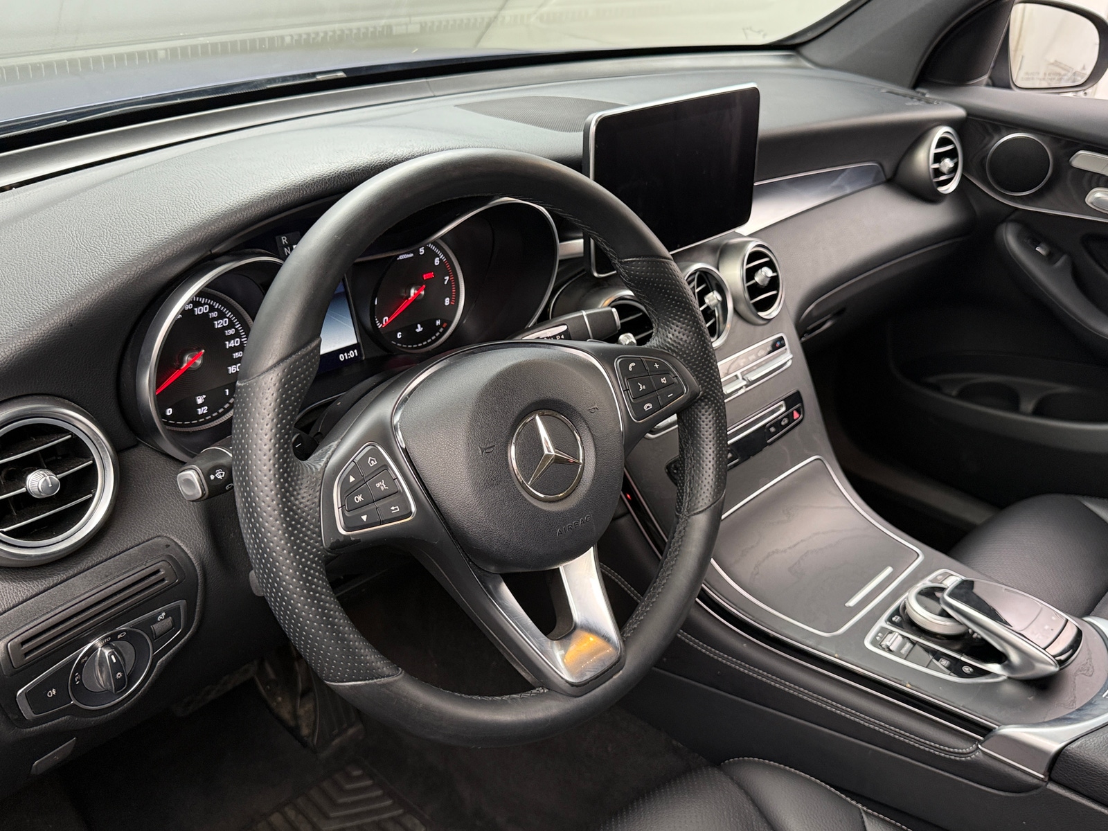 Thumbnail: 2018 Mercedes-Benz GLC - 4