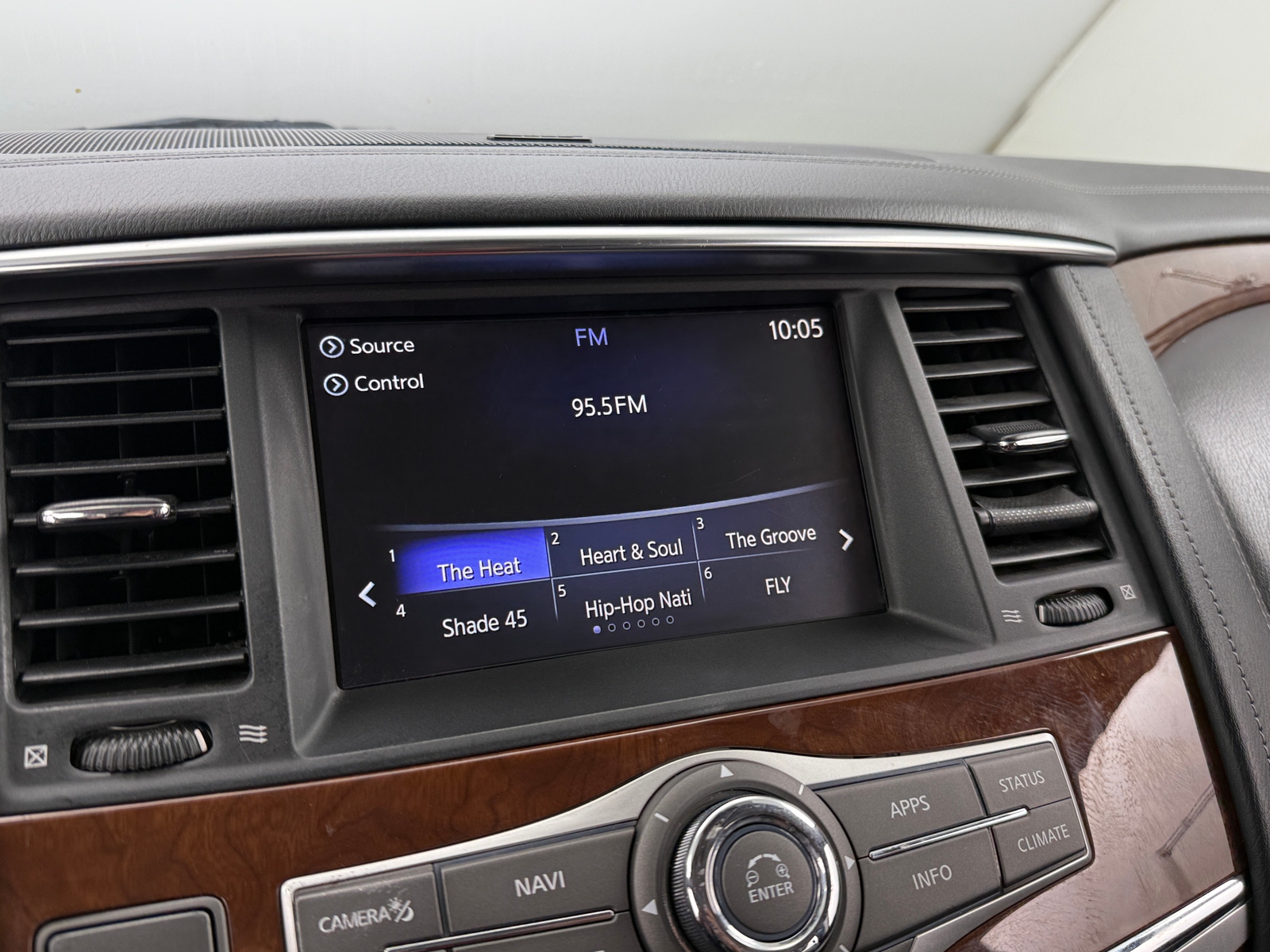 Thumbnail: 2018 INFINITI QX80 - 3