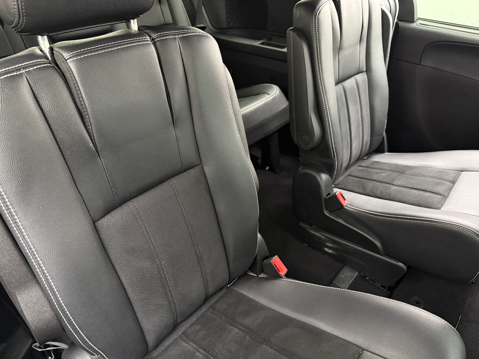 Thumbnail: 2018 Dodge Grand Caravan - 5