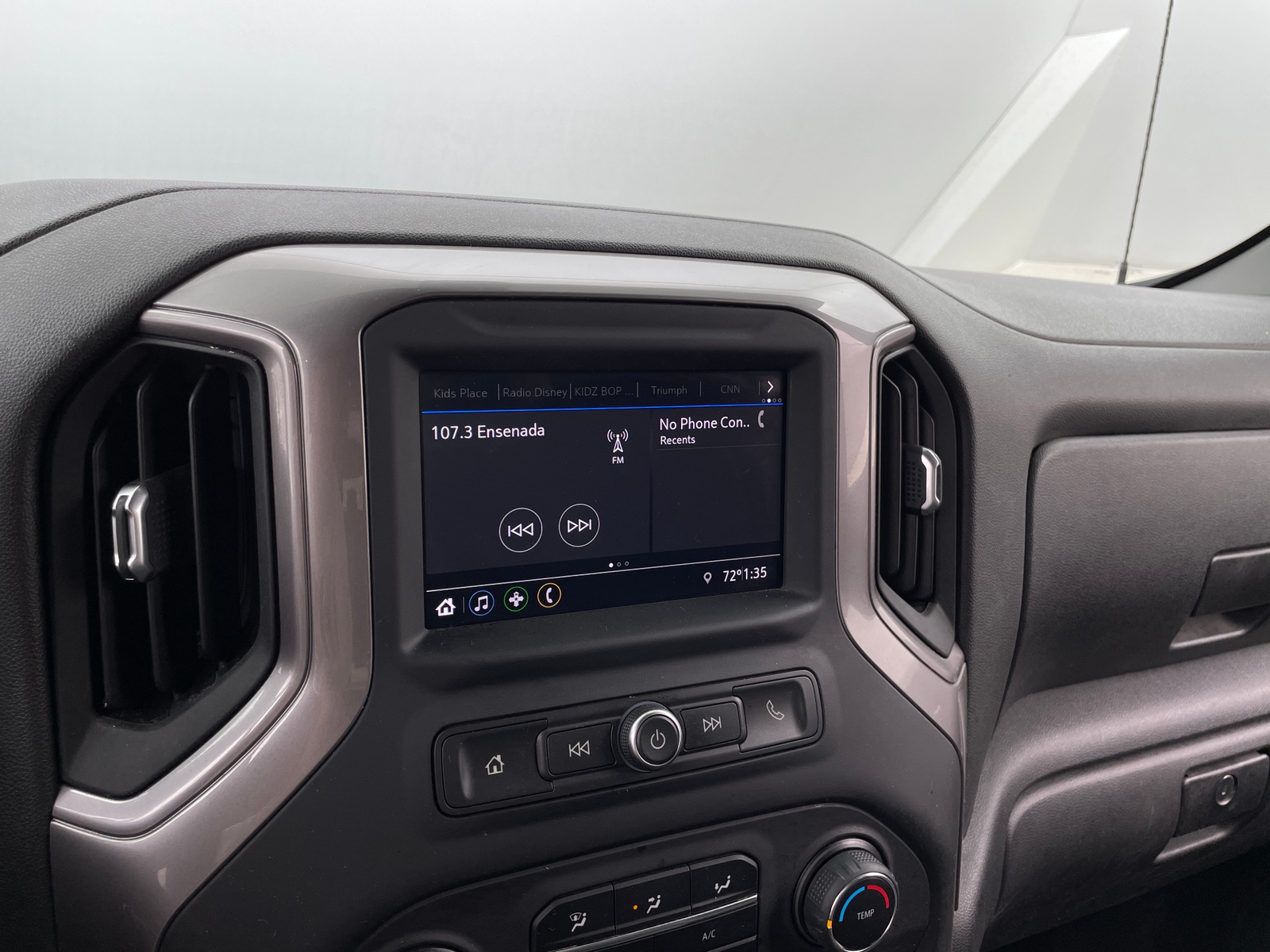 Thumbnail: 2020 Chevrolet Silverado 1500 - 4