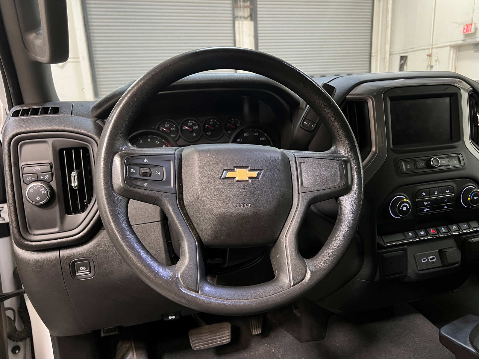 Thumbnail: 2022 Chevrolet Silverado 1500 - 5