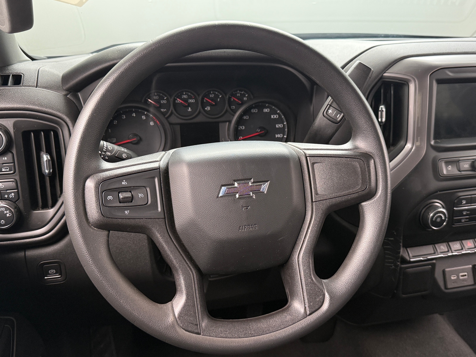Thumbnail: 2021 Chevrolet Silverado 1500 - 5