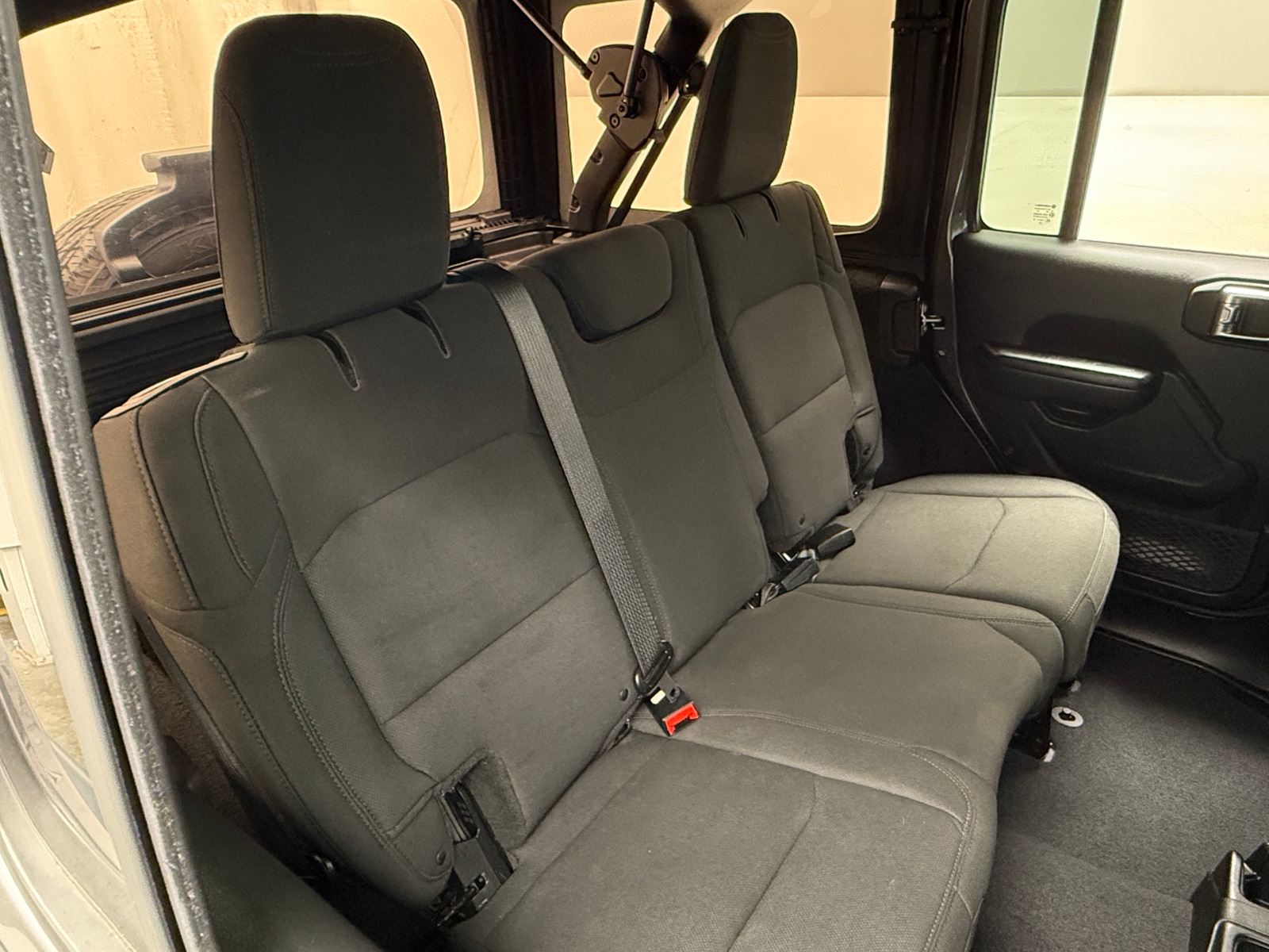 Thumbnail: 2018 Jeep Wrangler - 6