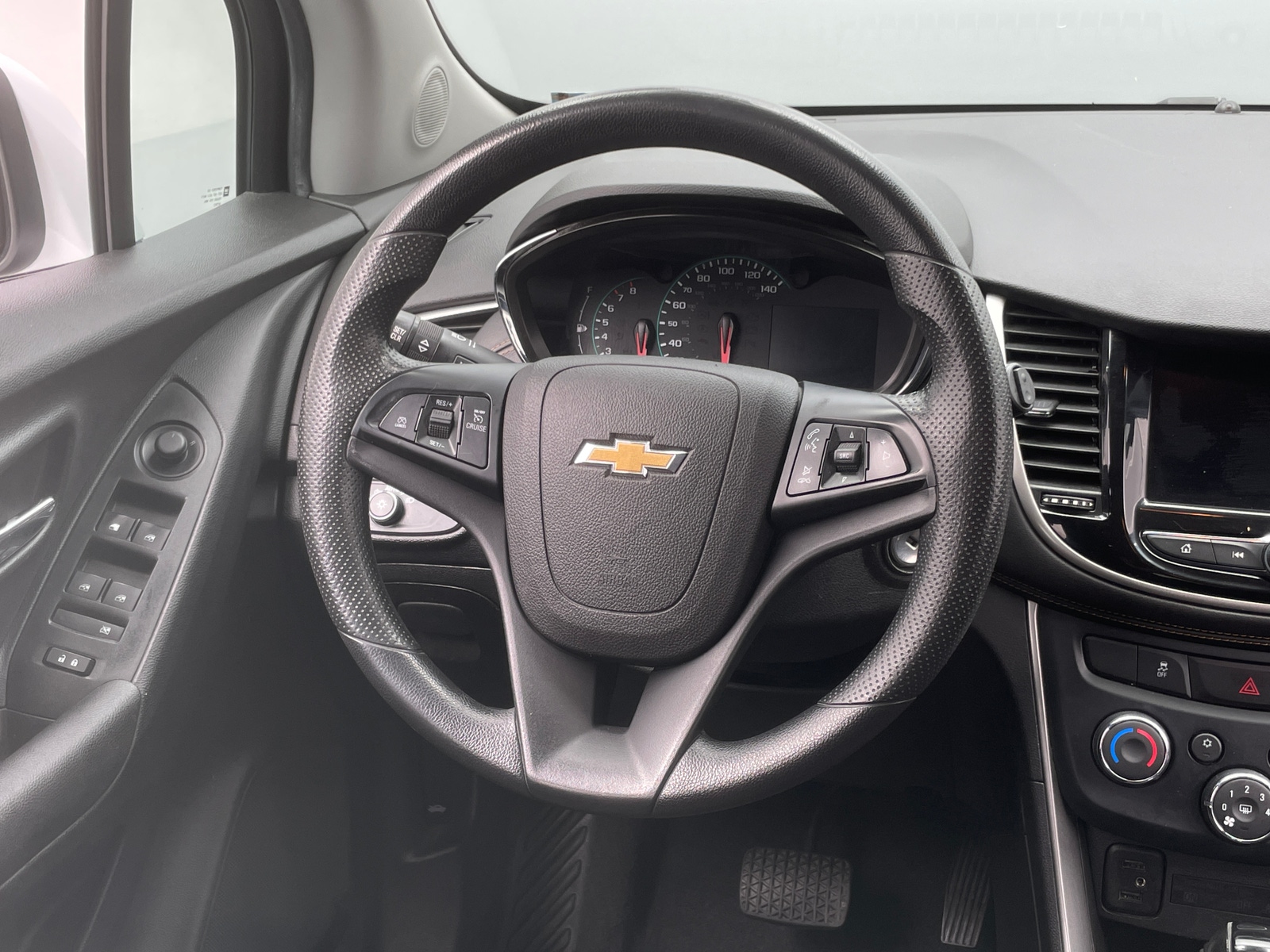 Thumbnail: 2020 Chevrolet Trax - 5