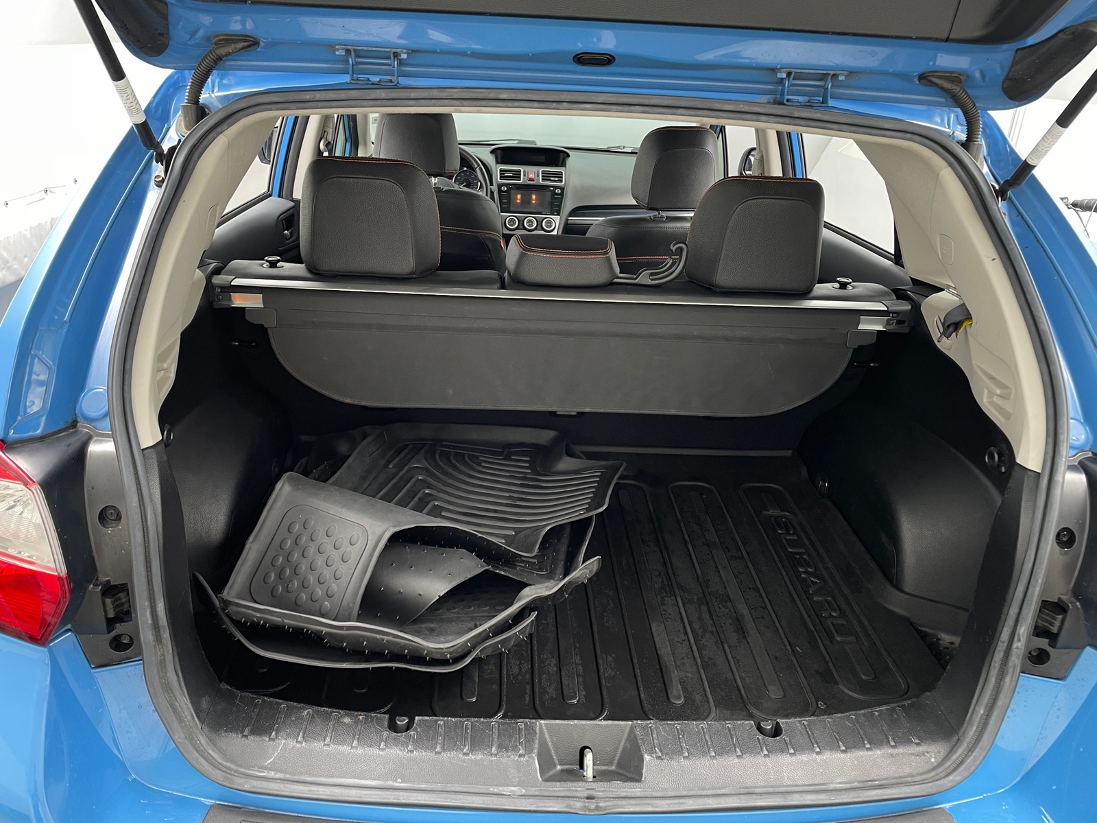 Thumbnail: 2017 Subaru Crosstrek - 6