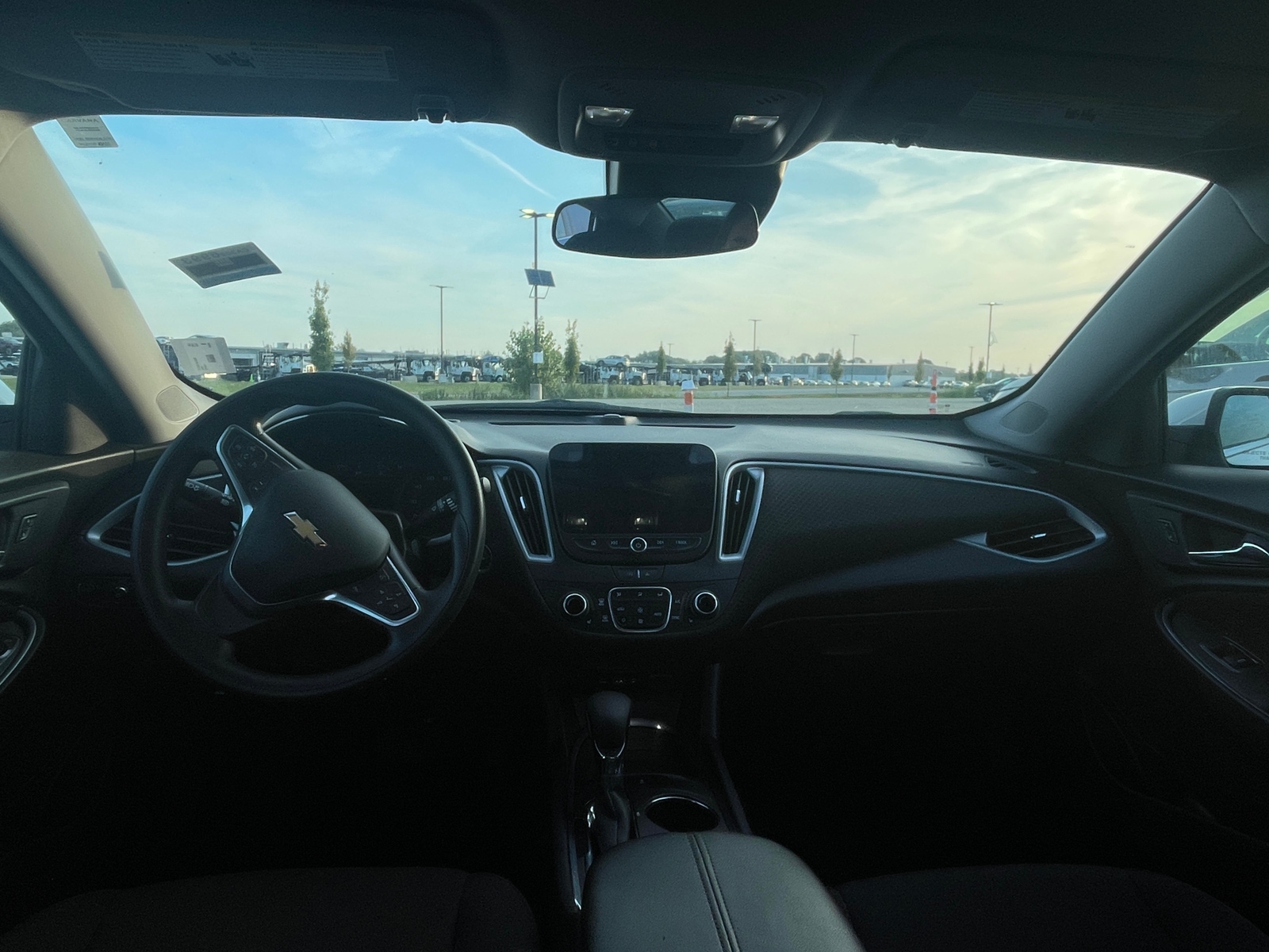 Thumbnail: 2023 Chevrolet Malibu - 3