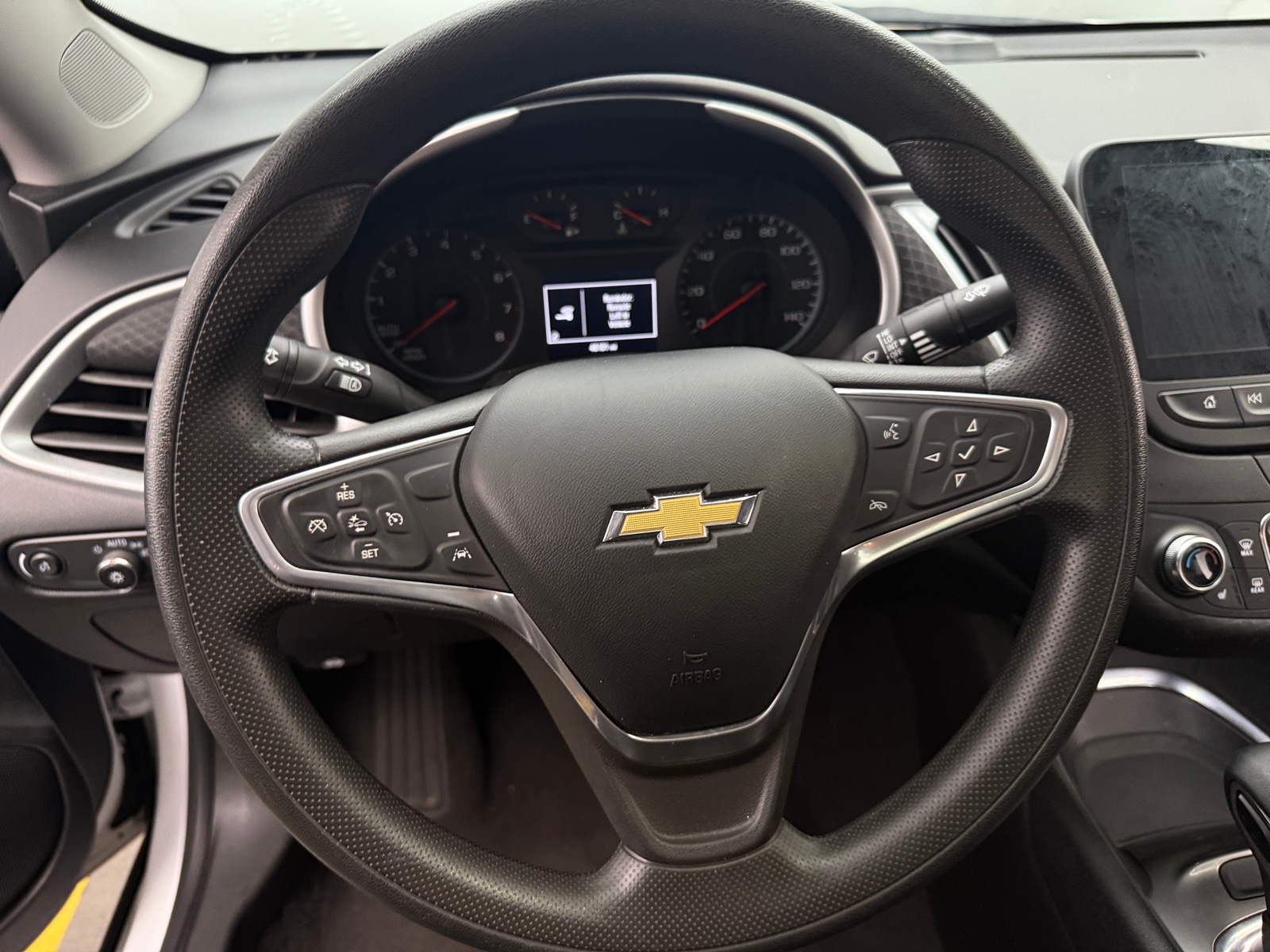 Thumbnail: 2023 Chevrolet Malibu - 5