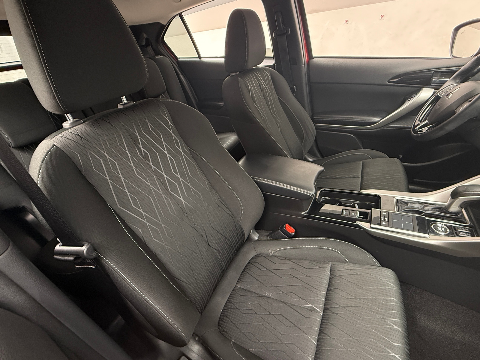 Thumbnail: 2020 Mitsubishi Eclipse Cross - 2