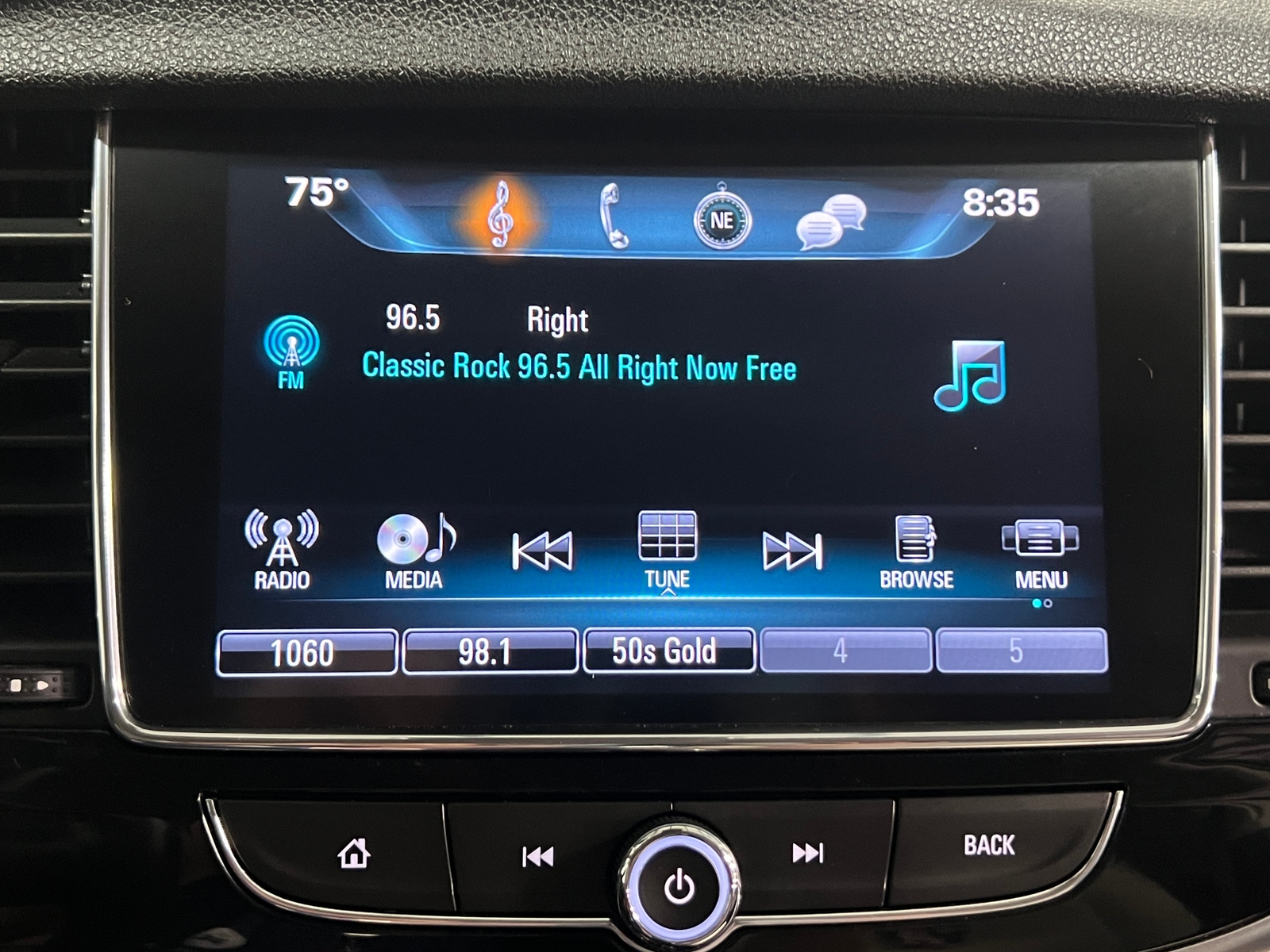 Thumbnail: 2017 Buick Encore - 4
