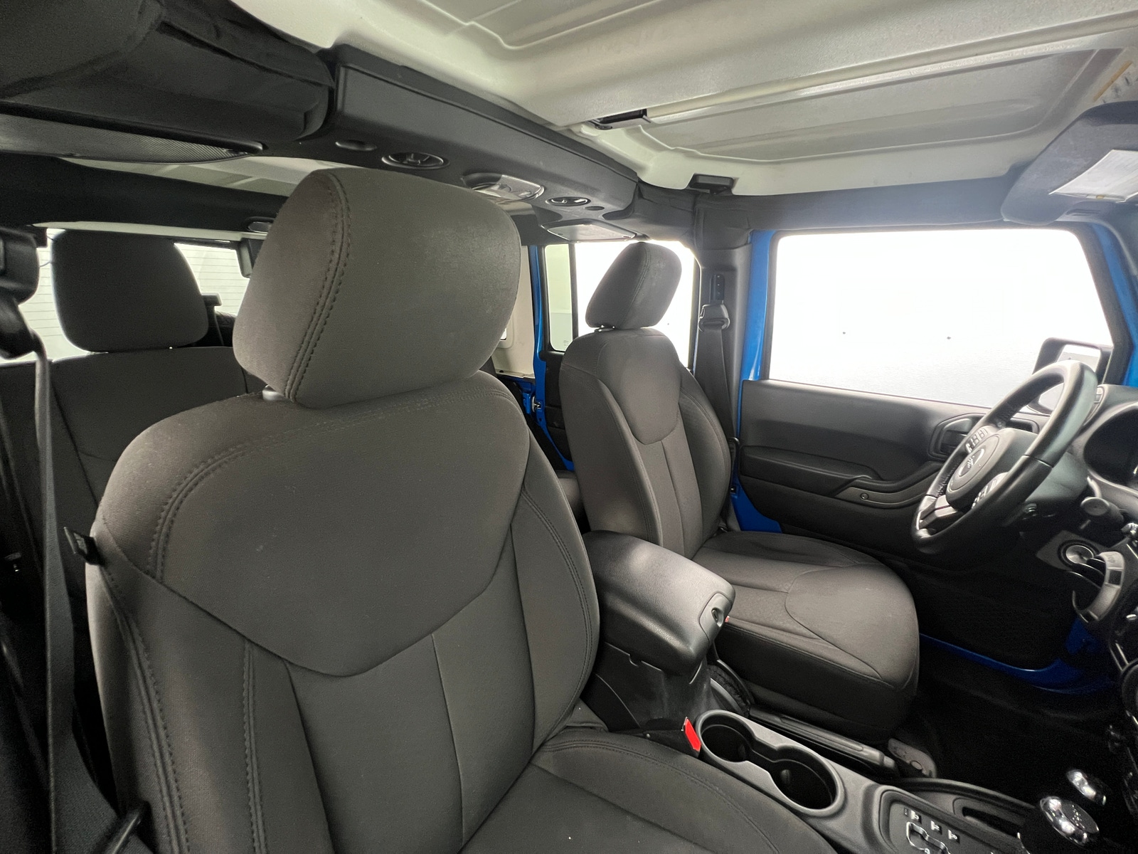 Thumbnail: 2016 Jeep Wrangler - 2
