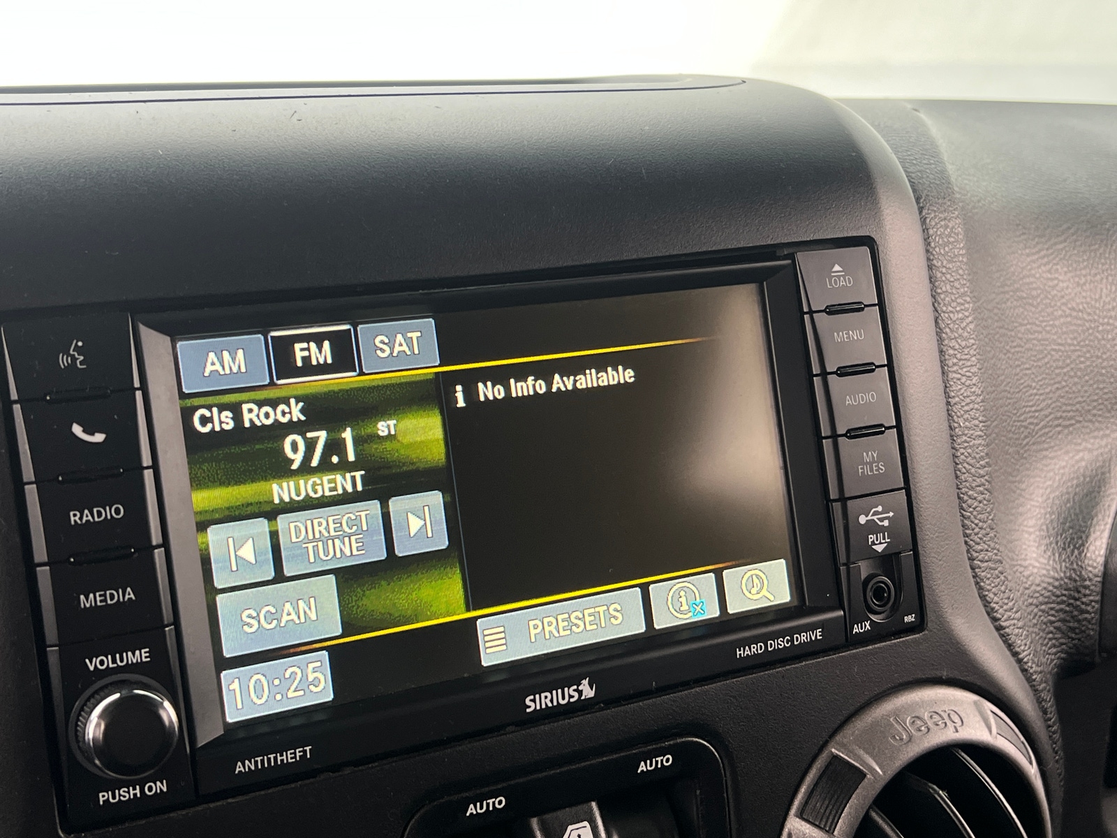 Thumbnail: 2016 Jeep Wrangler - 4