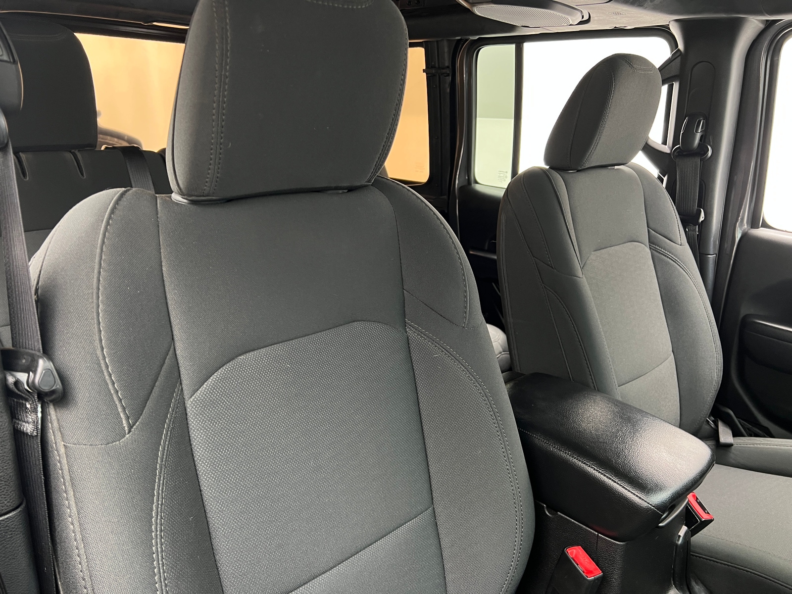 Thumbnail: 2018 Jeep Wrangler - 2