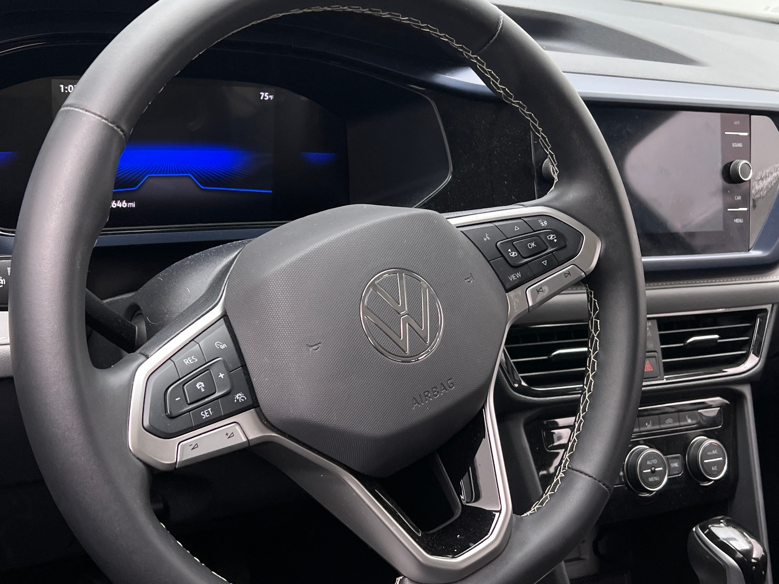 Thumbnail: 2024 Volkswagen Taos - 5
