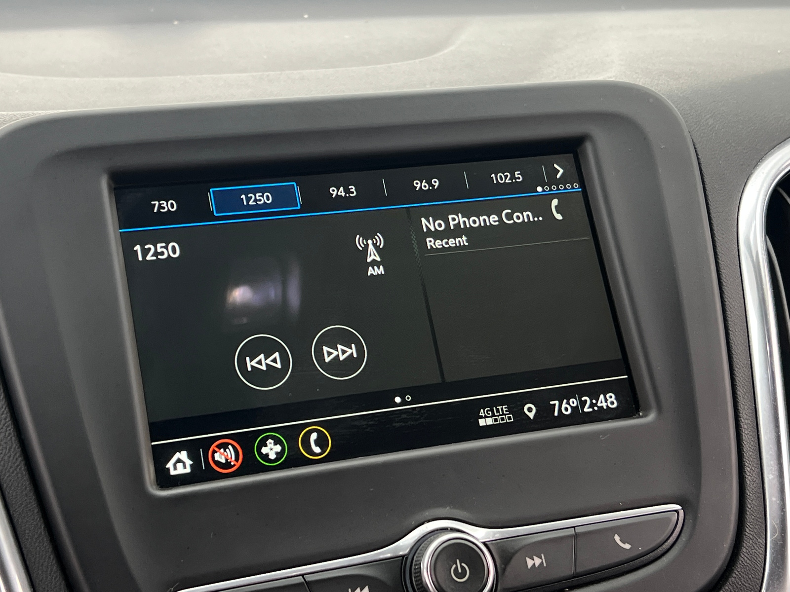 Thumbnail: 2019 Chevrolet Equinox - 4