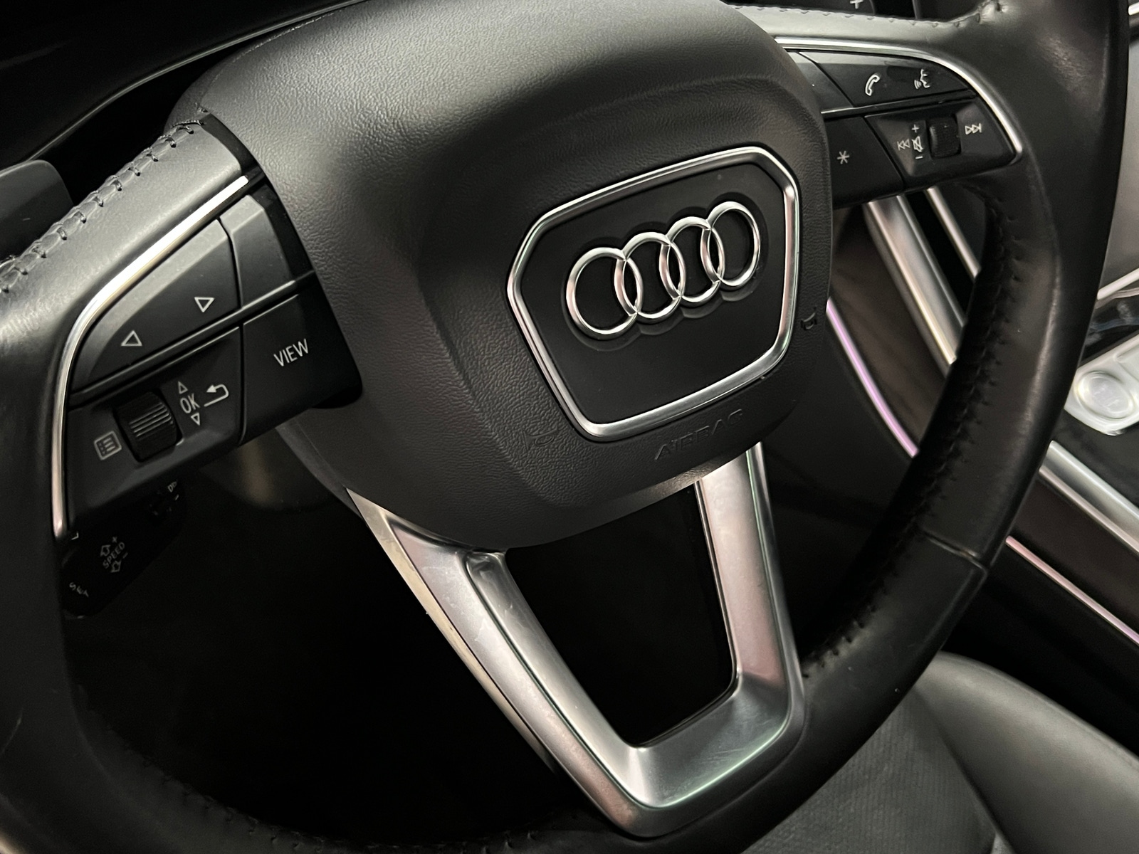 Thumbnail: 2020 Audi Q7 - 4