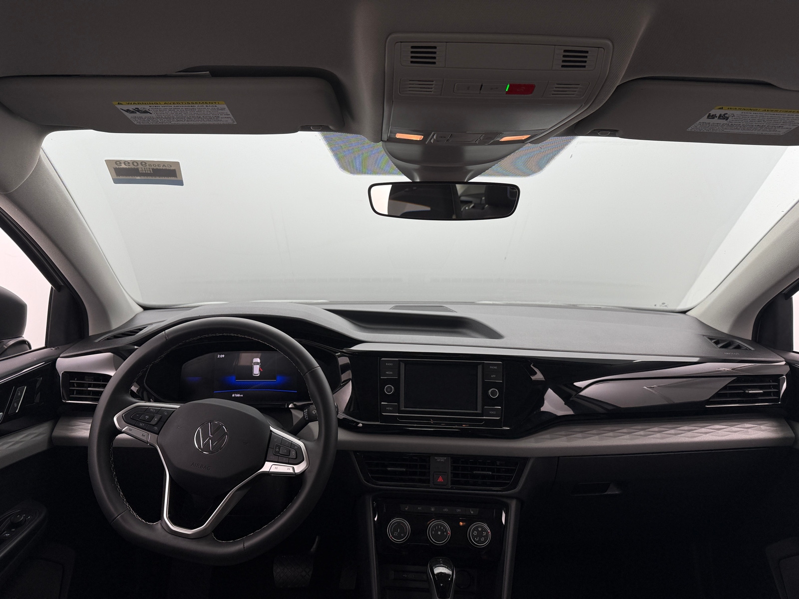 Thumbnail: 2024 Volkswagen Taos - 3