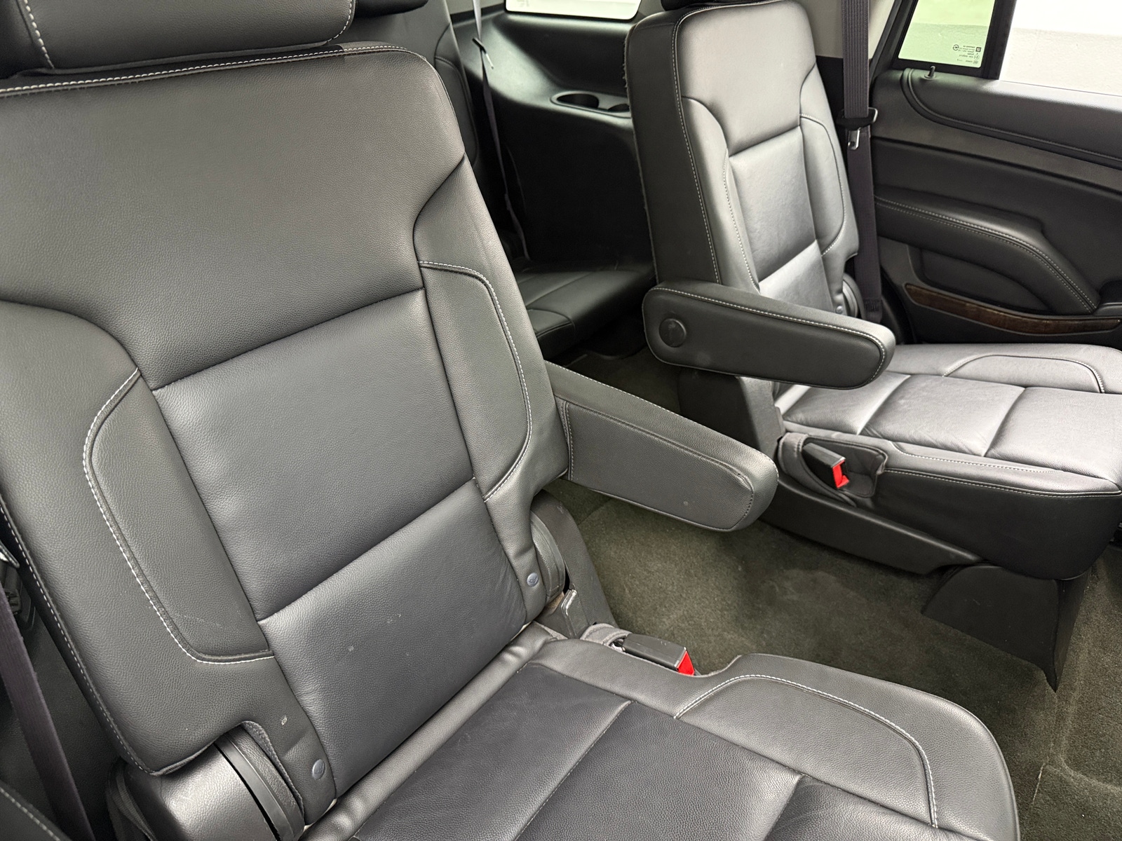 Thumbnail: 2017 Chevrolet Tahoe - 5