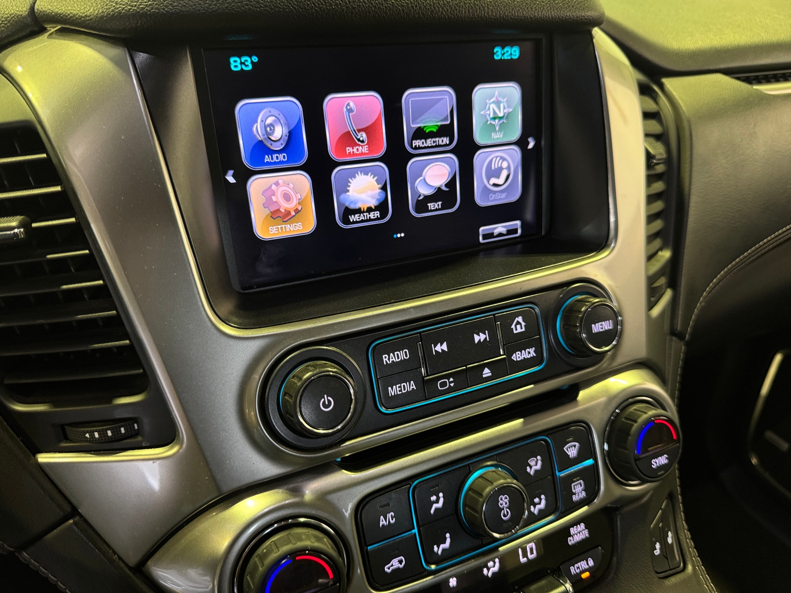 Thumbnail: 2017 Chevrolet Tahoe - 3