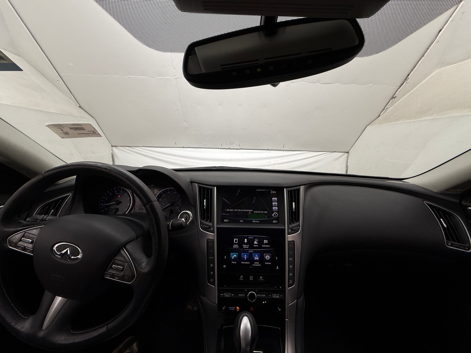 Thumbnail: 2015 INFINITI Q50 - 2
