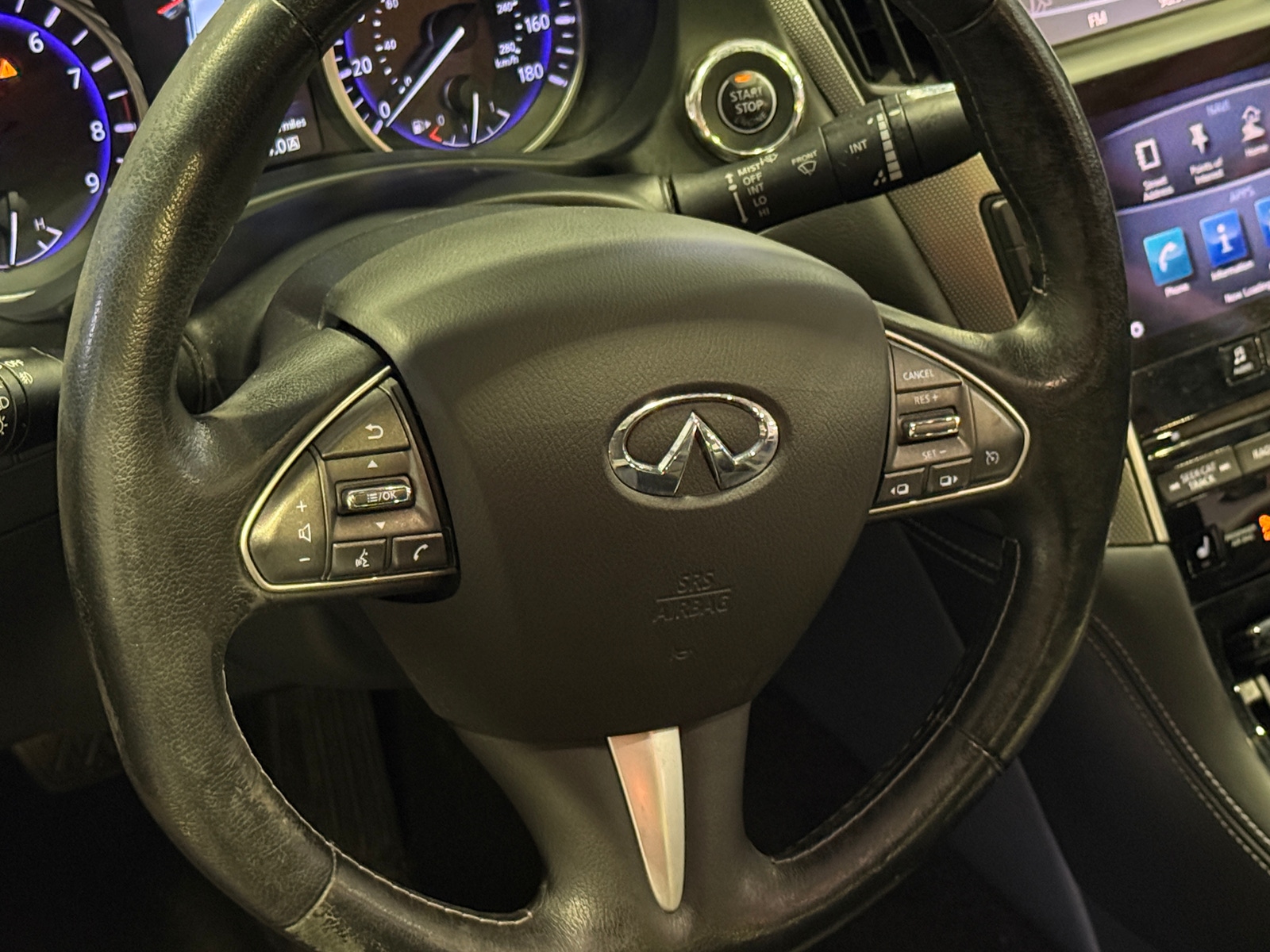 Thumbnail: 2015 INFINITI Q50 - 4