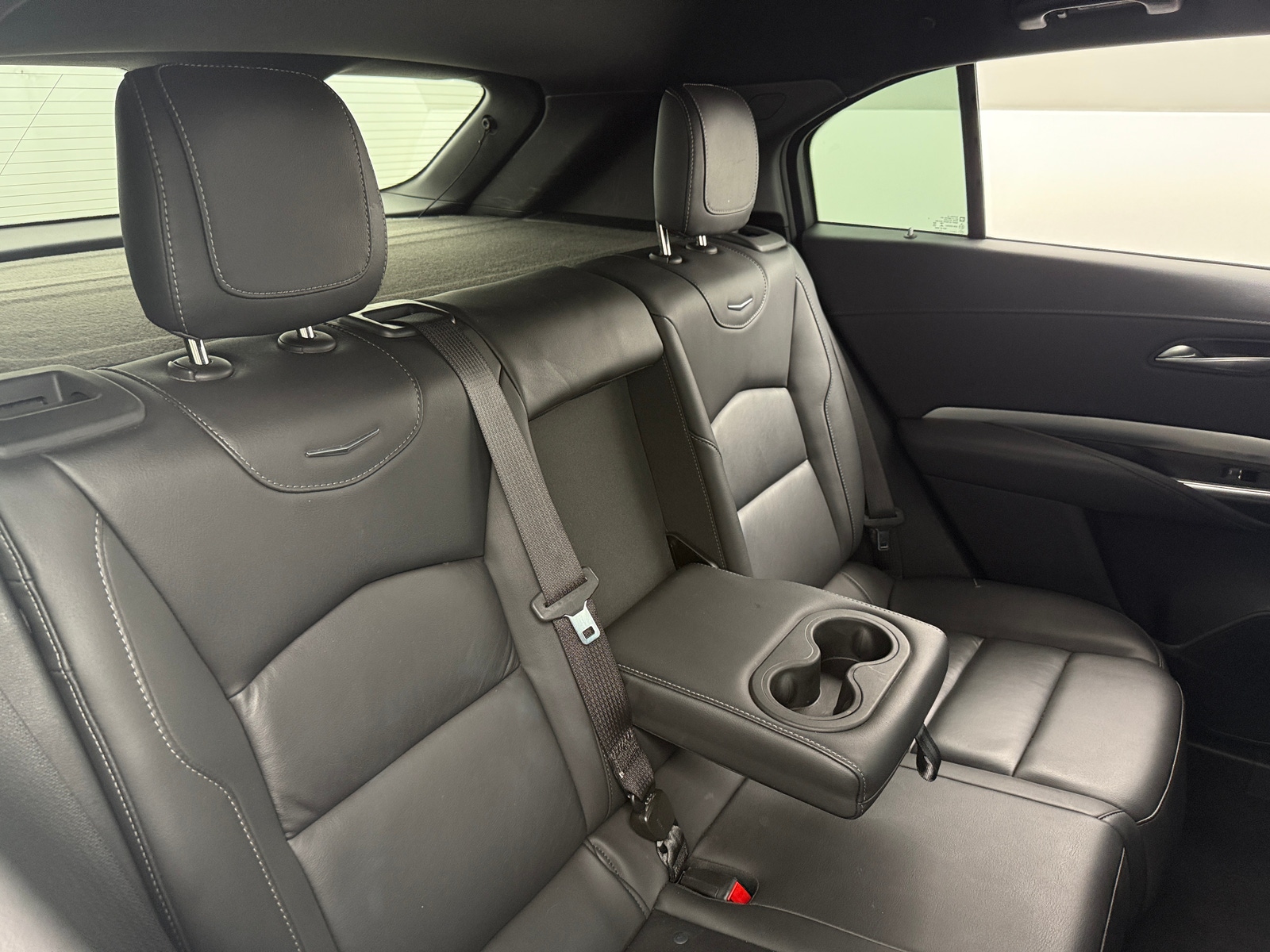 Thumbnail: 2023 Cadillac XT4 - 5