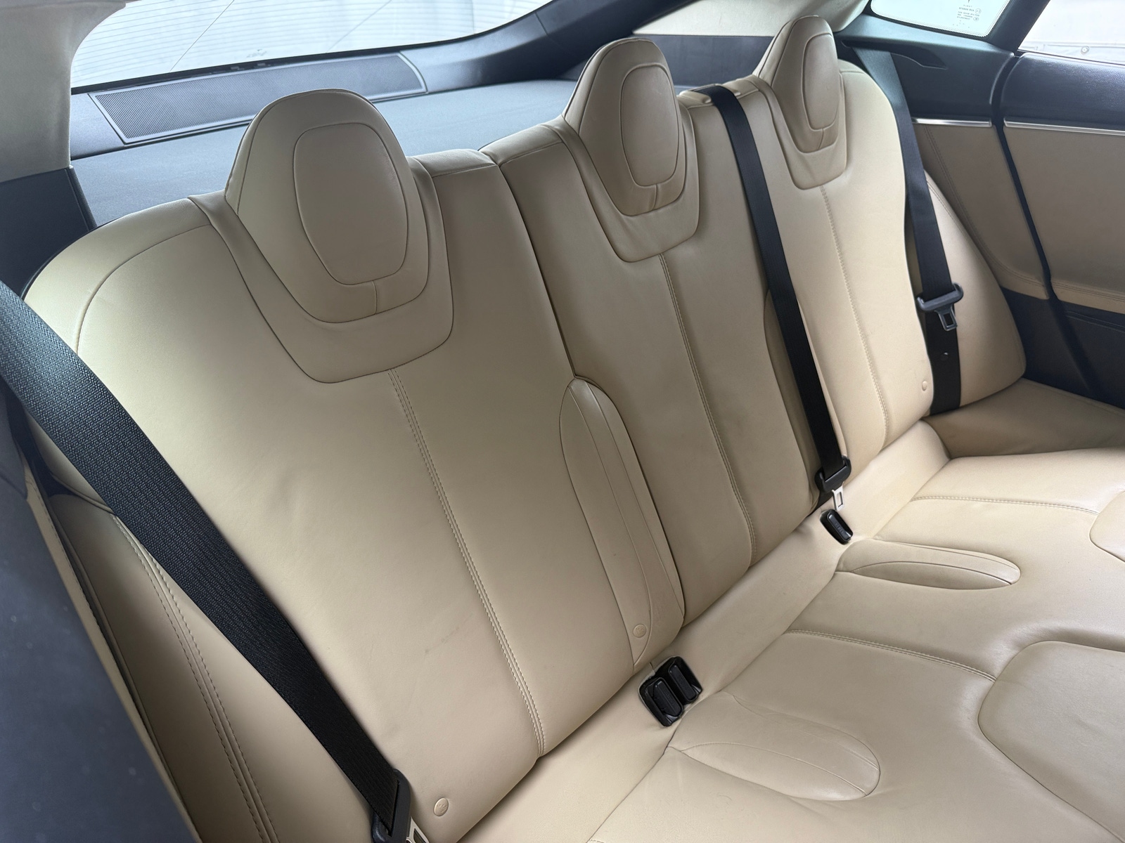 Thumbnail: 2014 Tesla Model S - 5