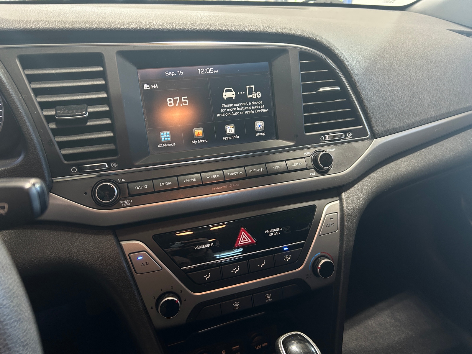 Thumbnail: 2018 Hyundai Elantra - 4