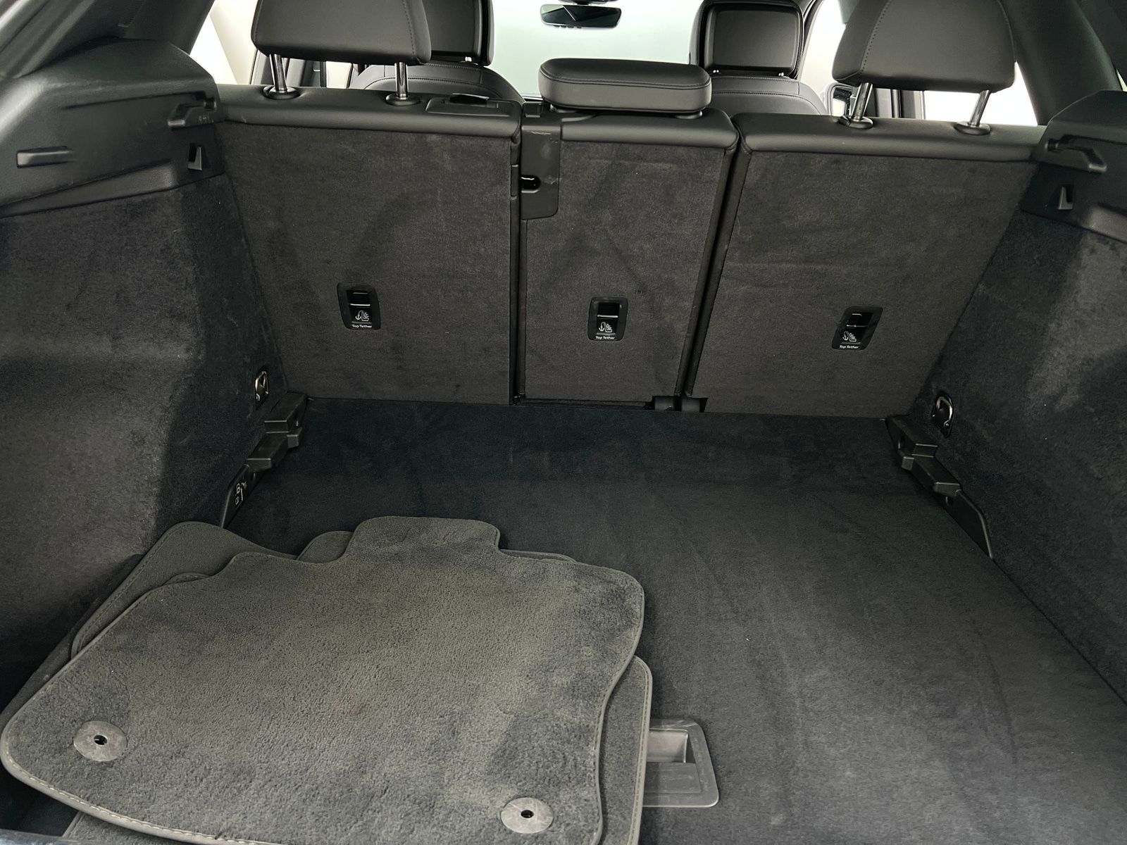 Thumbnail: 2024 Audi Q3 - 6