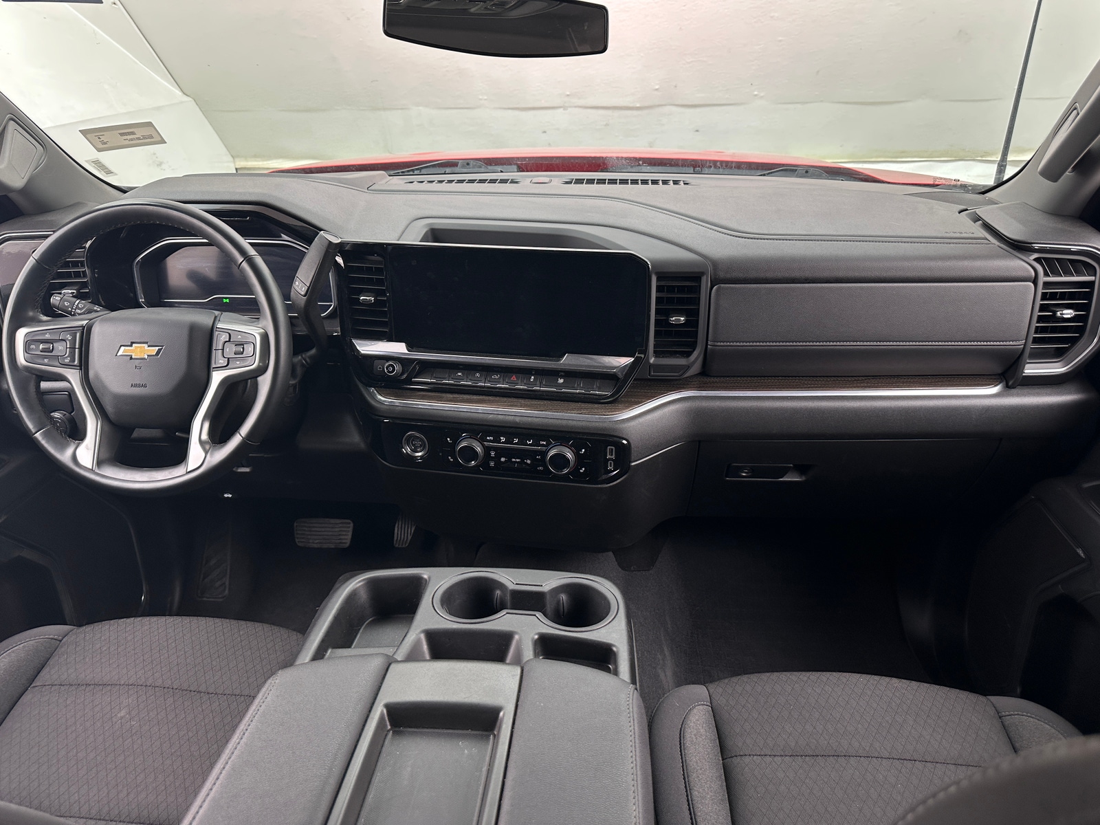 Thumbnail: 2024 Chevrolet Silverado 1500 - 3
