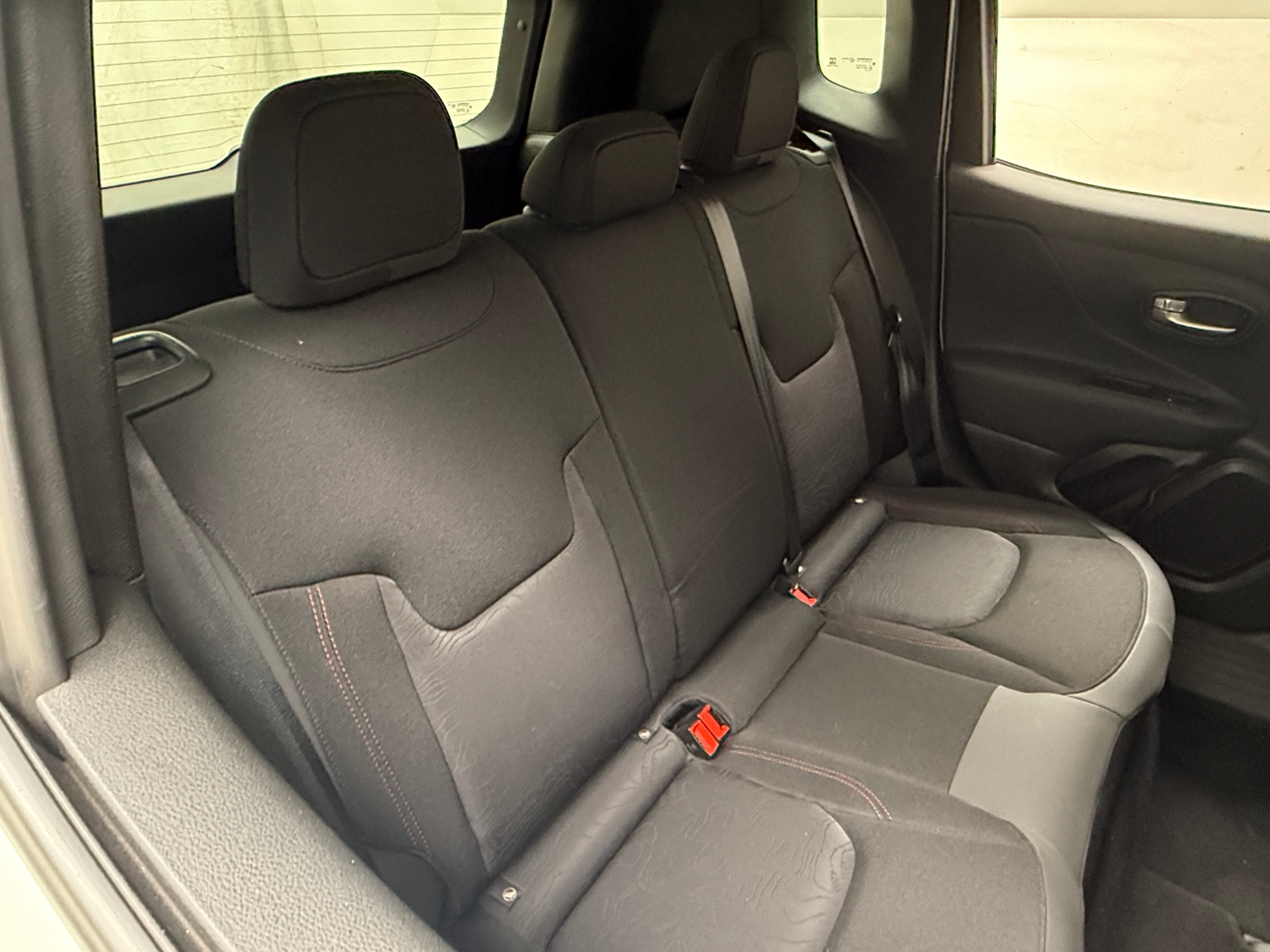 Thumbnail: 2023 Jeep Renegade - 6