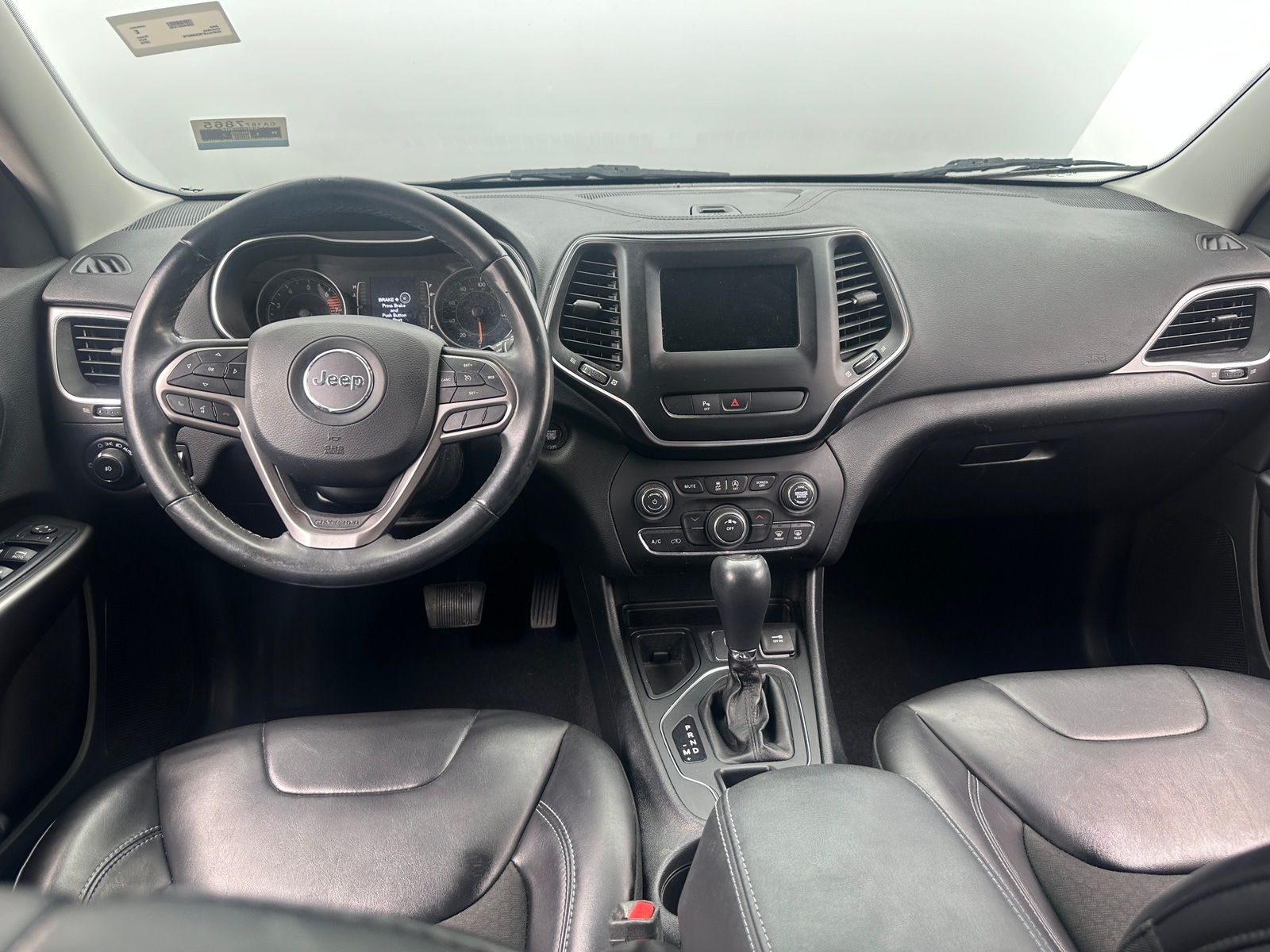 Thumbnail: 2019 Jeep Cherokee - 3