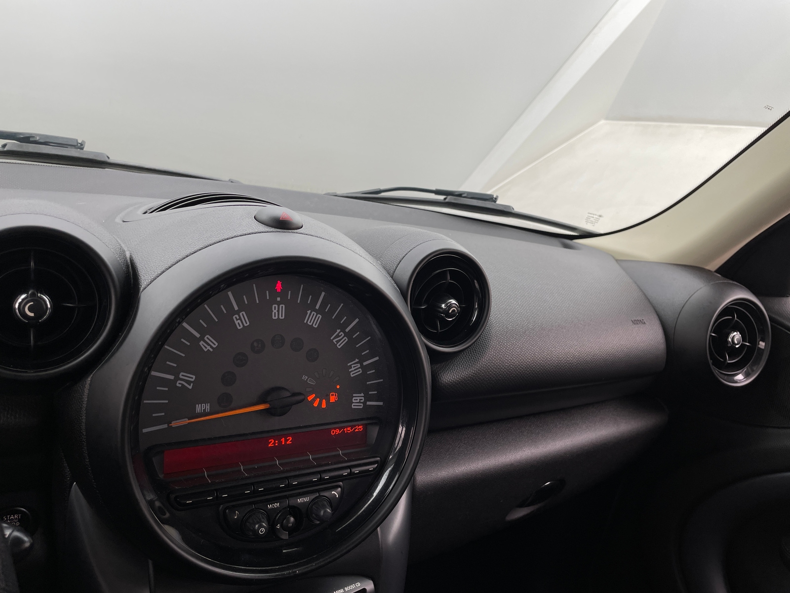 Thumbnail: 2015 MINI Cooper Countryman - 3
