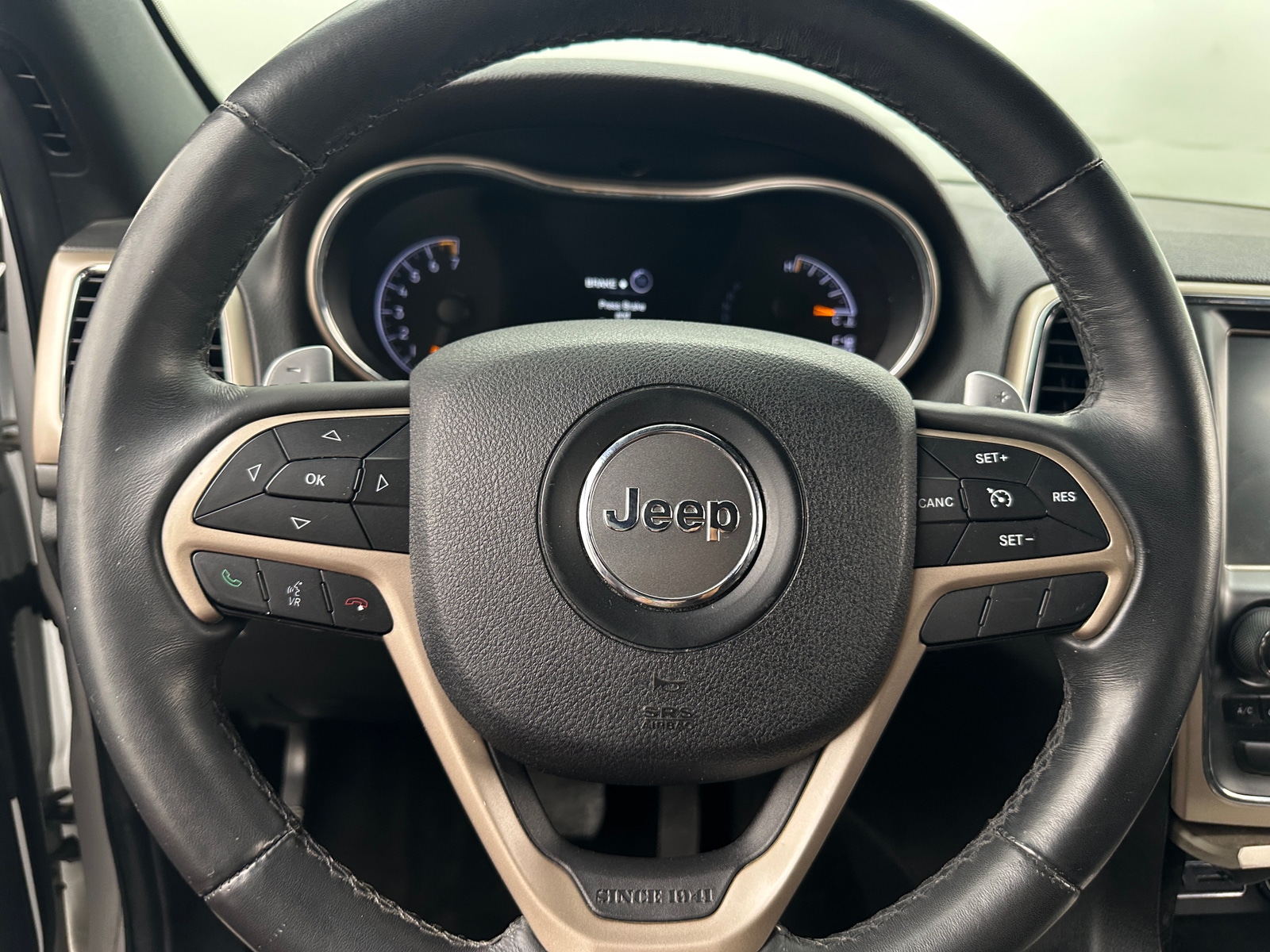 Thumbnail: 2015 Jeep Grand Cherokee - 5
