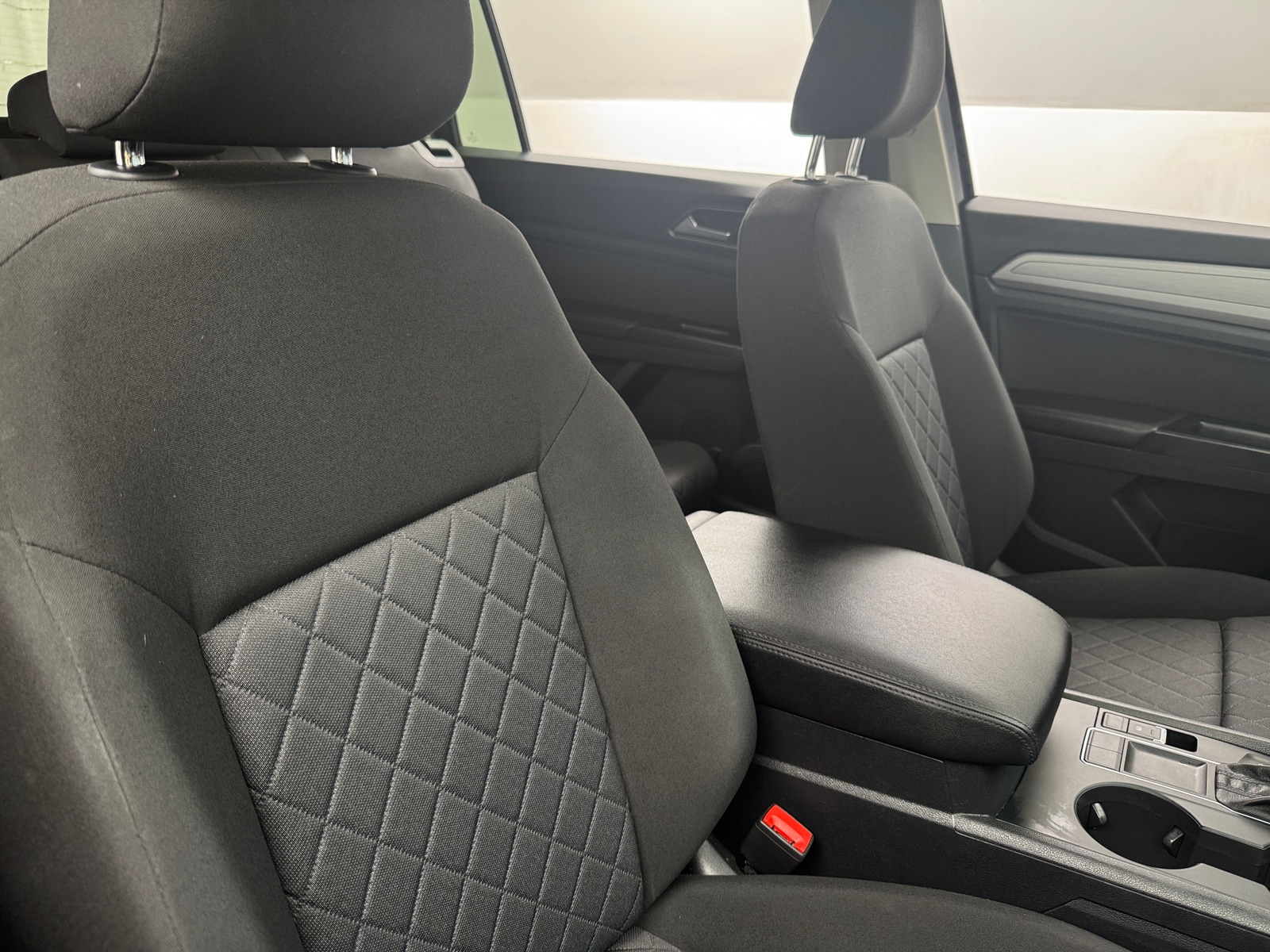 Thumbnail: 2018 Volkswagen Atlas - 2