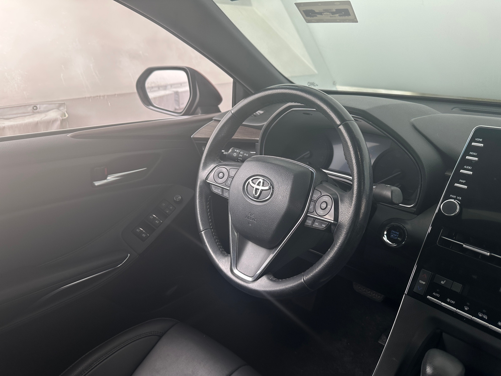 Thumbnail: 2019 Toyota Avalon - 4