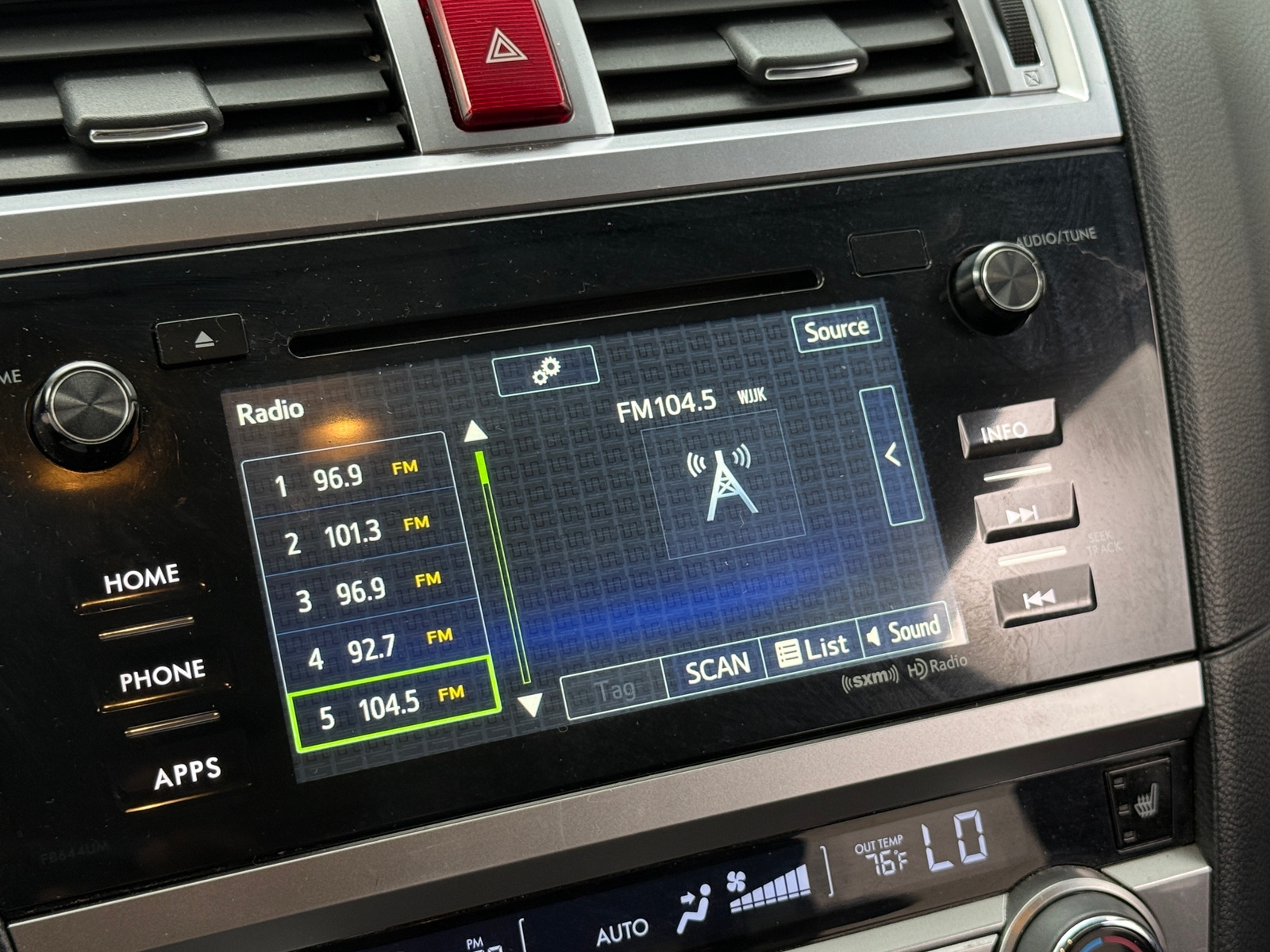 Thumbnail: 2015 Subaru Outback - 4