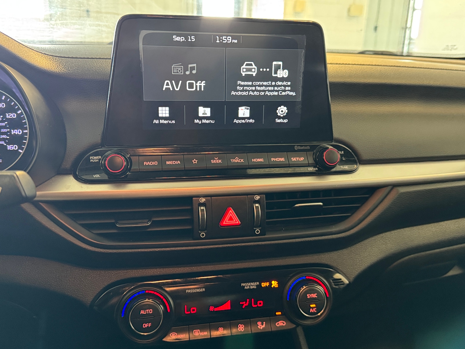 Thumbnail: 2019 Kia Forte - 4