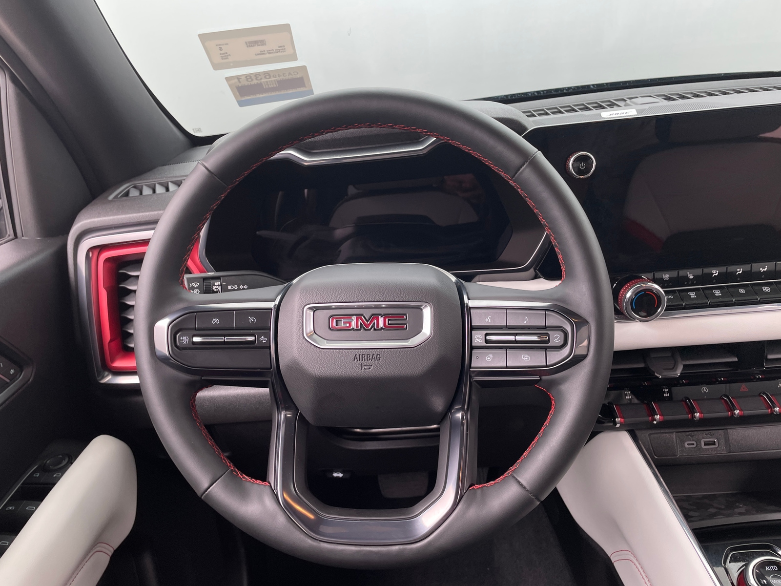 Thumbnail: 2023 GMC Canyon - 4