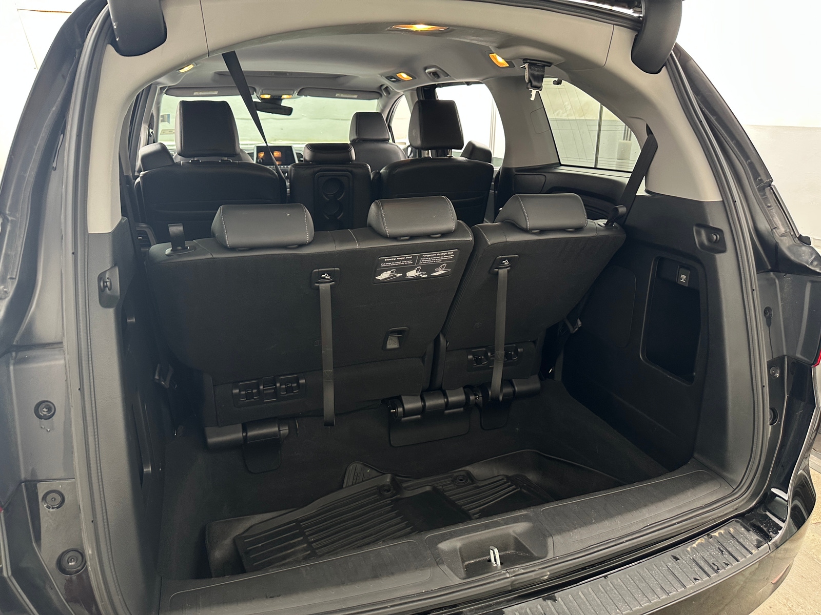 Thumbnail: 2022 Honda Odyssey - 6