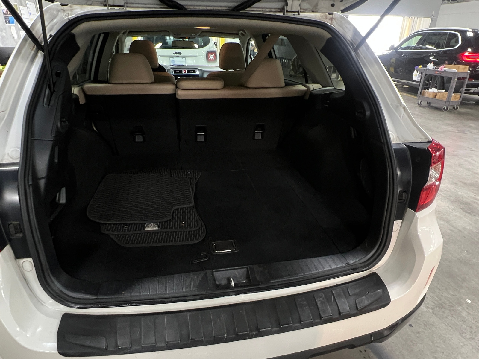 Thumbnail: 2015 Subaru Outback - 6